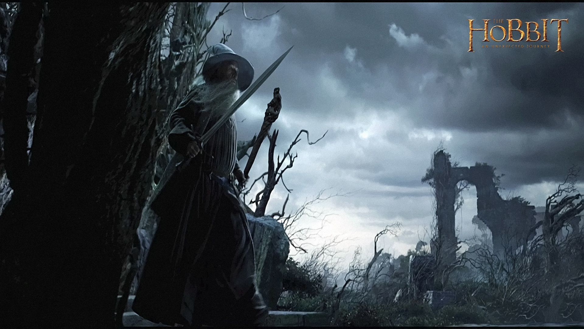 Gandalf, Dol Guldur, Lo Hobbit: La desolazione di Smaug, Nuvole, sfondo per portatile