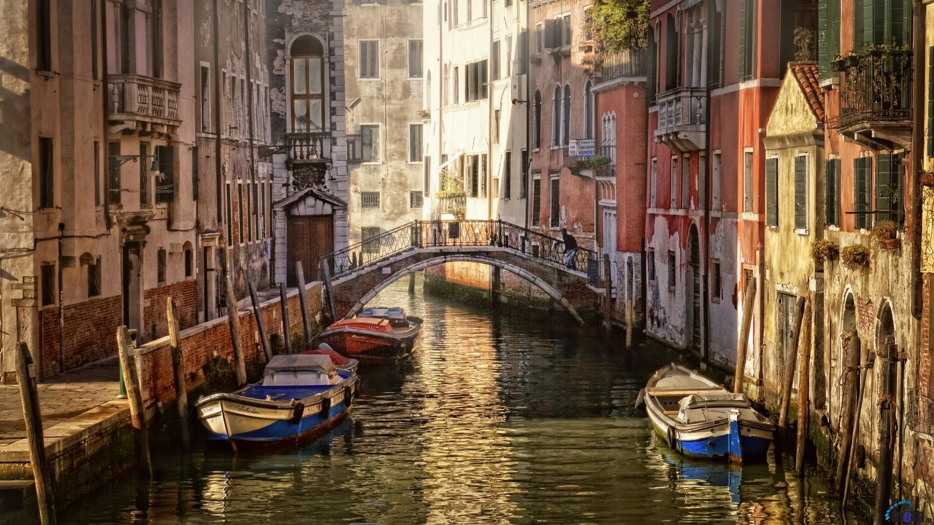 Venezia, Canale, Ponte, Barche, Palazzi colorati, Full HD, sfondo per PC e portatile