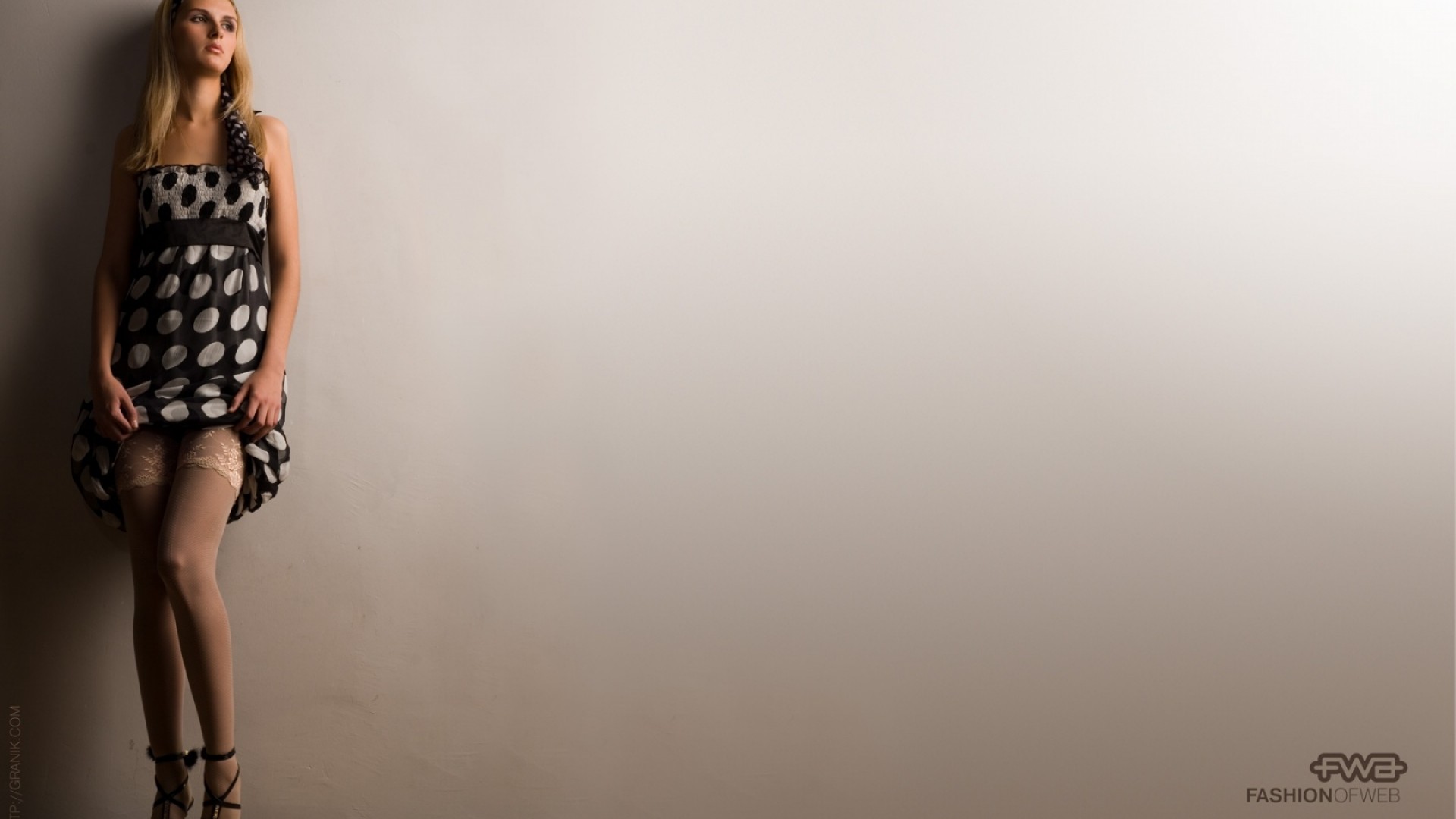 Modella, Abito a pois, Studio, Minimalismo, Full HD, sfondo Windows 11