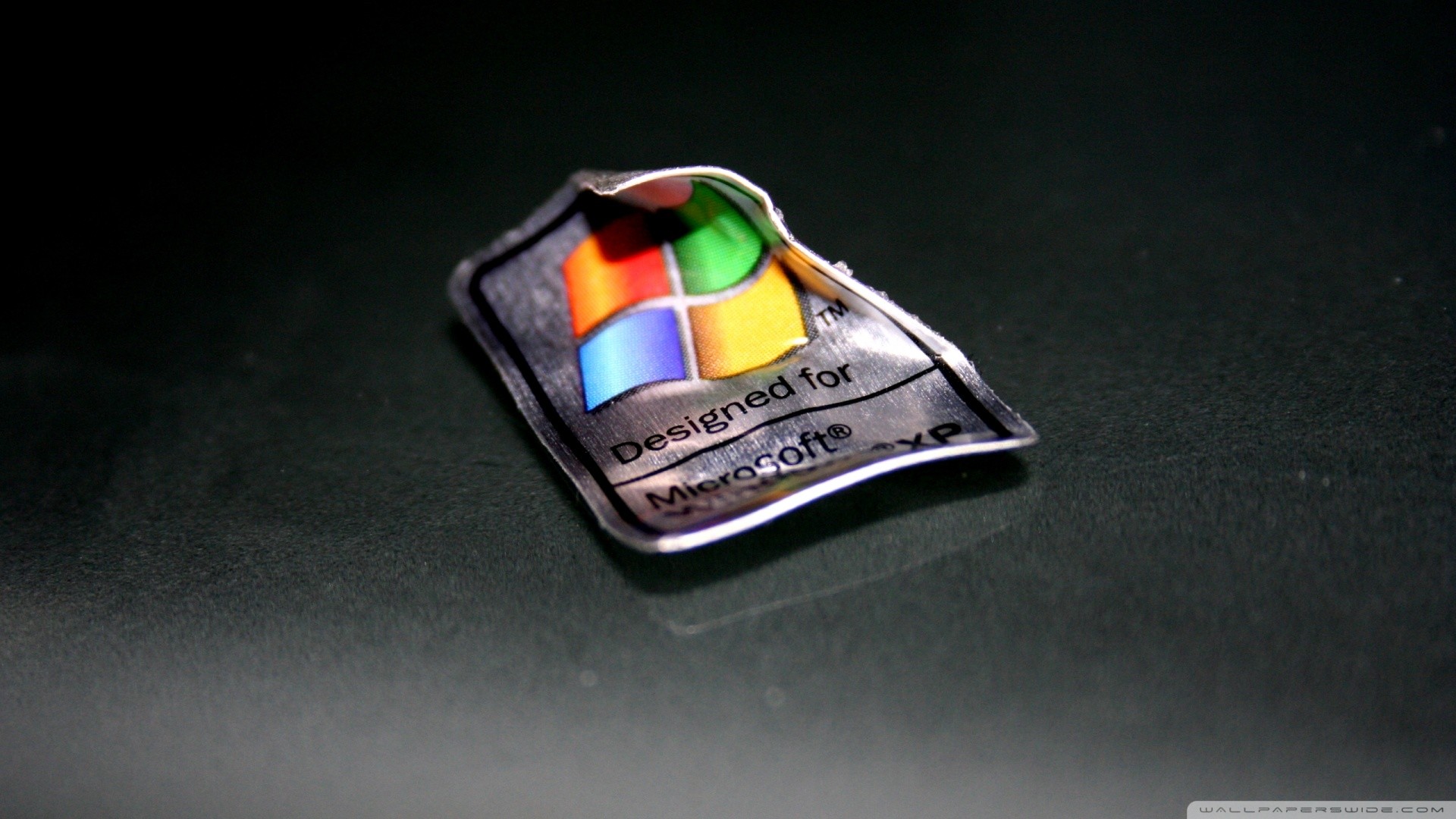 Adesivo Designed for Microsoft Windows, Logo Windows, Sfondo scuro, wallpaper per portatile