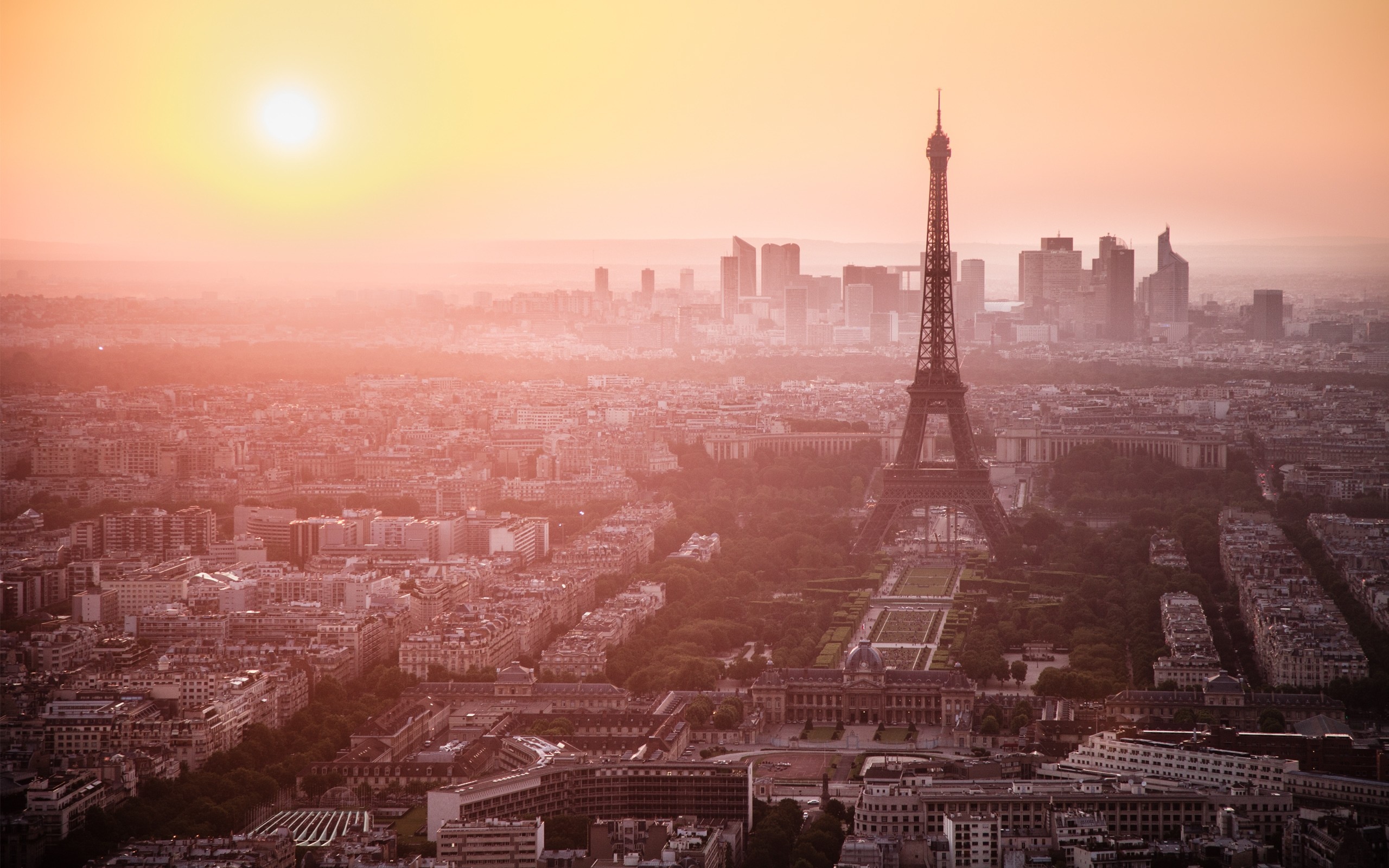 Torre Eiffel, Parigi, Tramonto, Foschia, 2K 1600p, sfondo desktop