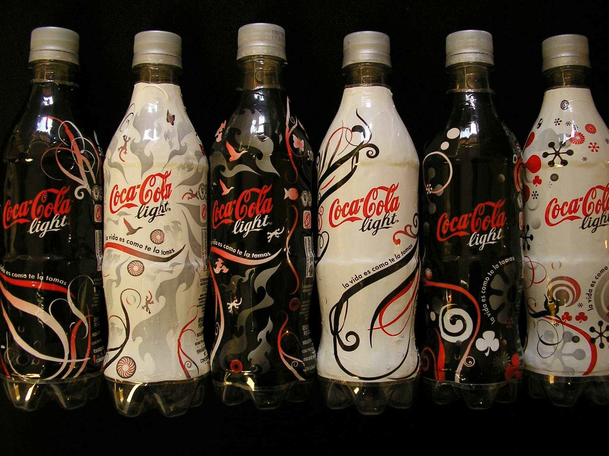 Coca-Cola Light, Bottiglie di plastica, Edizione limitata, Sfondo nero, schermata Home iPad