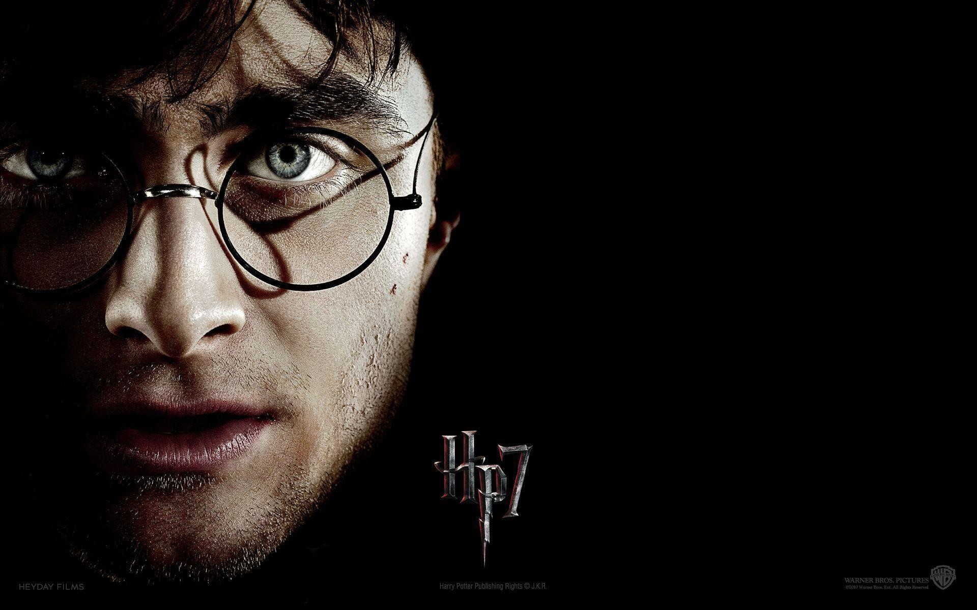 Harry Potter e i Doni della Morte, Daniel Radcliffe, Primo piano, Sfondo nero, wallpaper Full HD