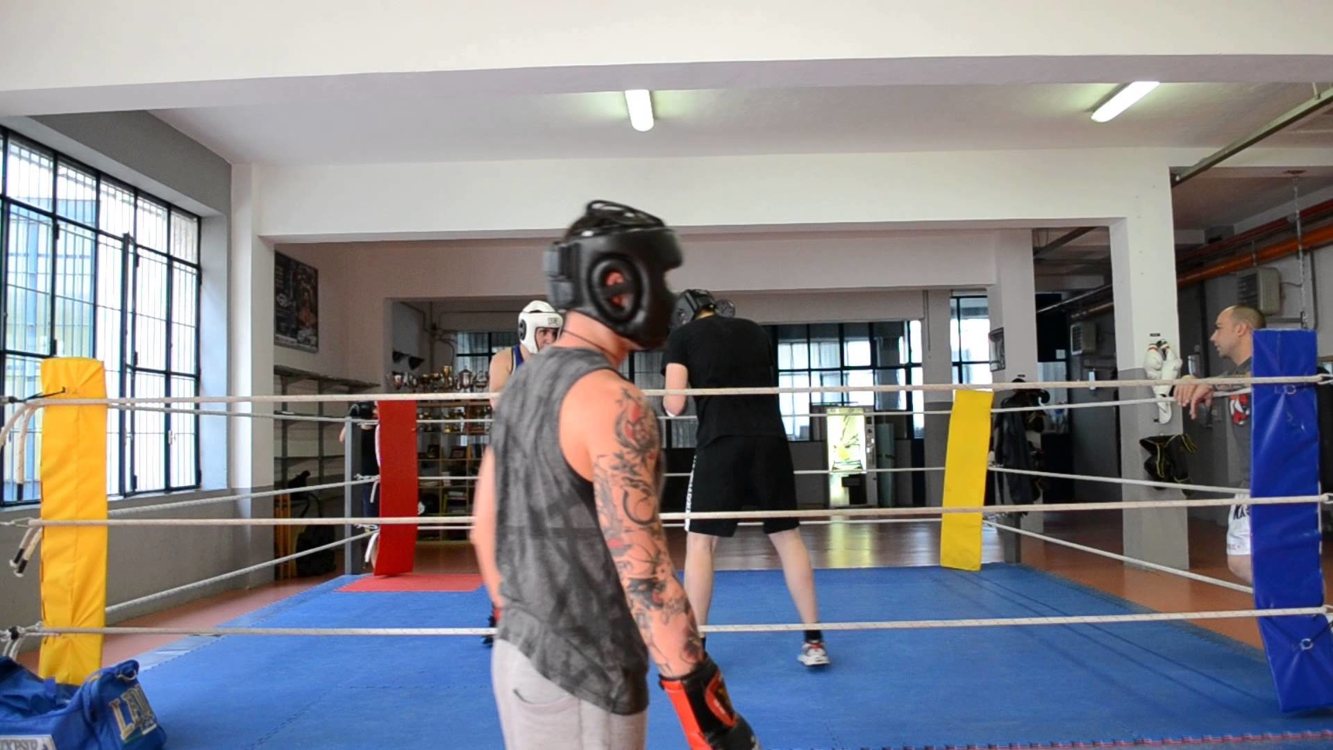Palestra di boxe, Ring, Caschetto, Allenamento, 1920x1080, immagine di sfondo