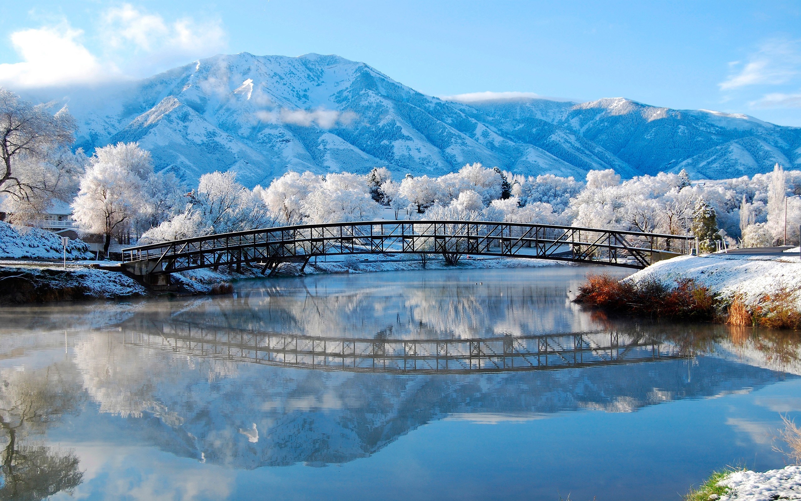 Inverno, Ponte, Lago, Montagne innevate, Brina, 2K, wallpaper per PC
