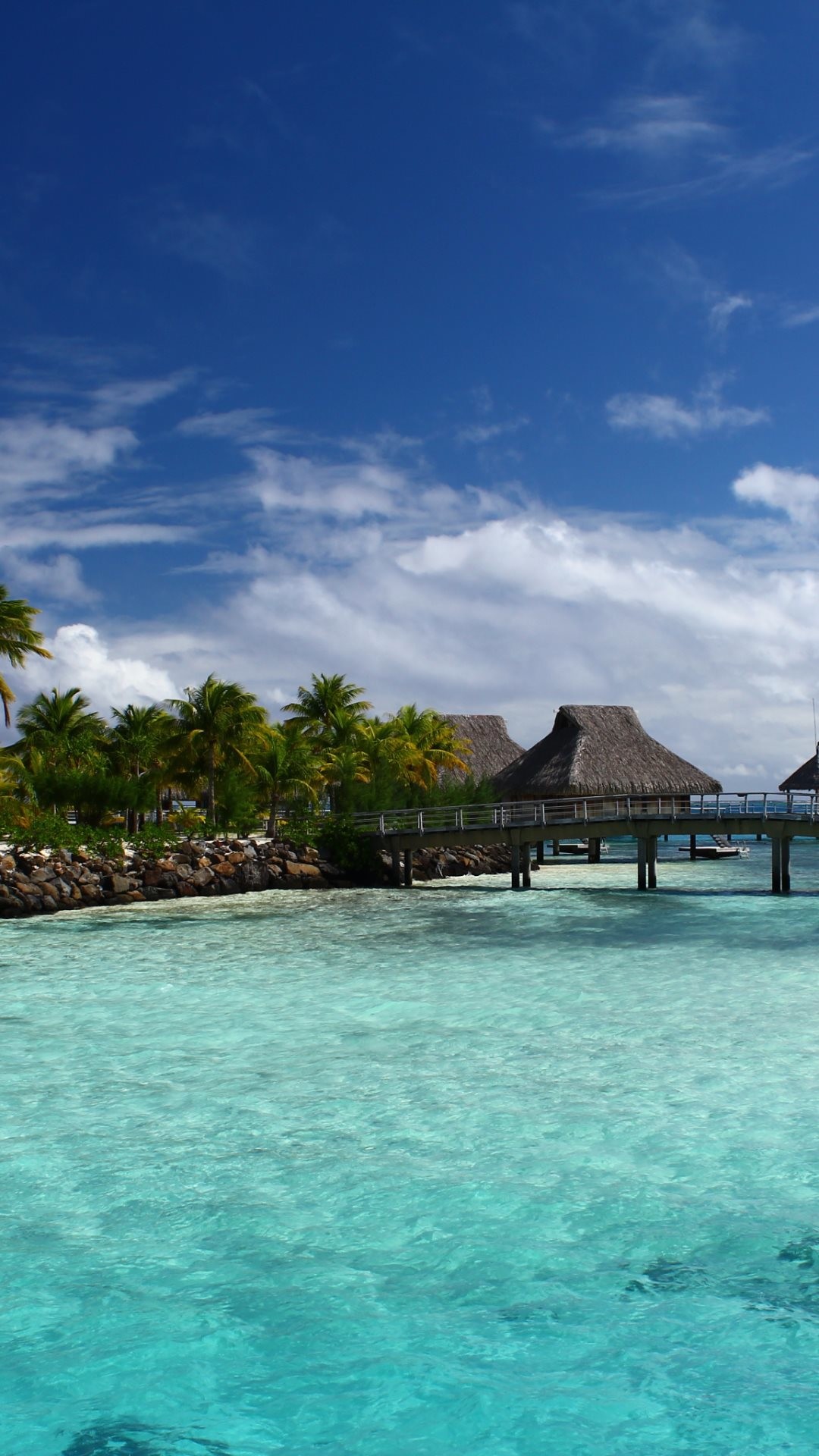 Bora Bora, Bungalow sull'acqua, Laguna, Cielo azzurro, Full HD, sfondo verticale per cellulare