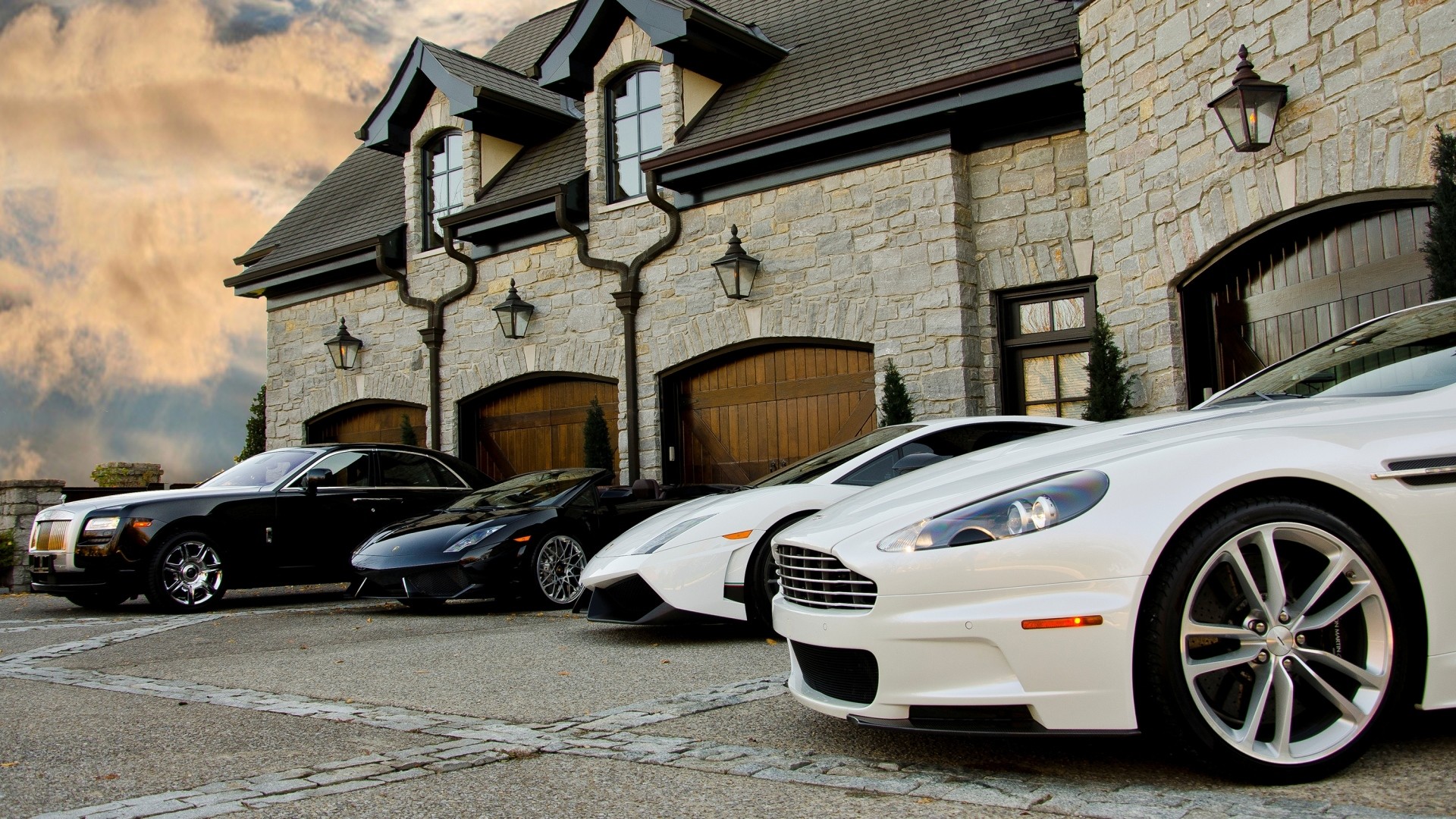 Lamborghini Gallardo, Aston Martin DBS, Rolls-Royce, Villa, Garage, sfondo 1920x1080 per PC