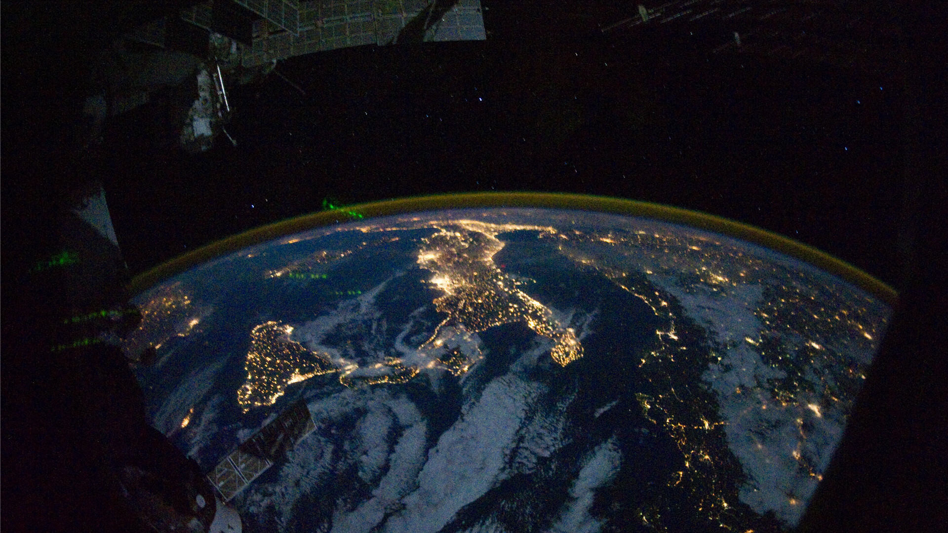 Italia, Terra di notte, Luci delle città, Vista dalla ISS, 1920x1080, immagine di sfondo