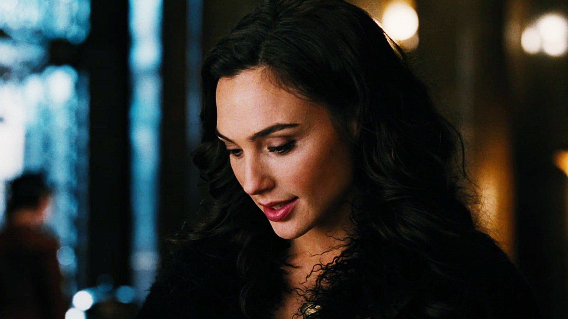 Gal Gadot, Wonder Woman, Toni scuri, Ritratto, Full HD, sfondo Windows 11