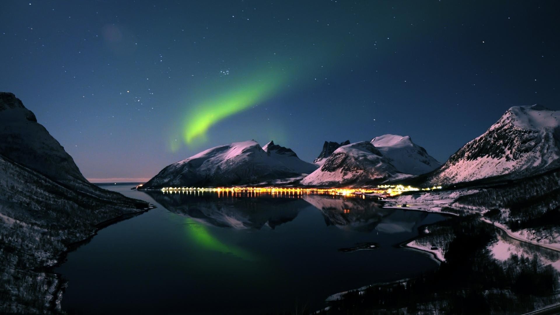 Aurora boreale, Norvegia, Fiordo, Montagne innevate, Notte, 1920x1080, sfondo per PC