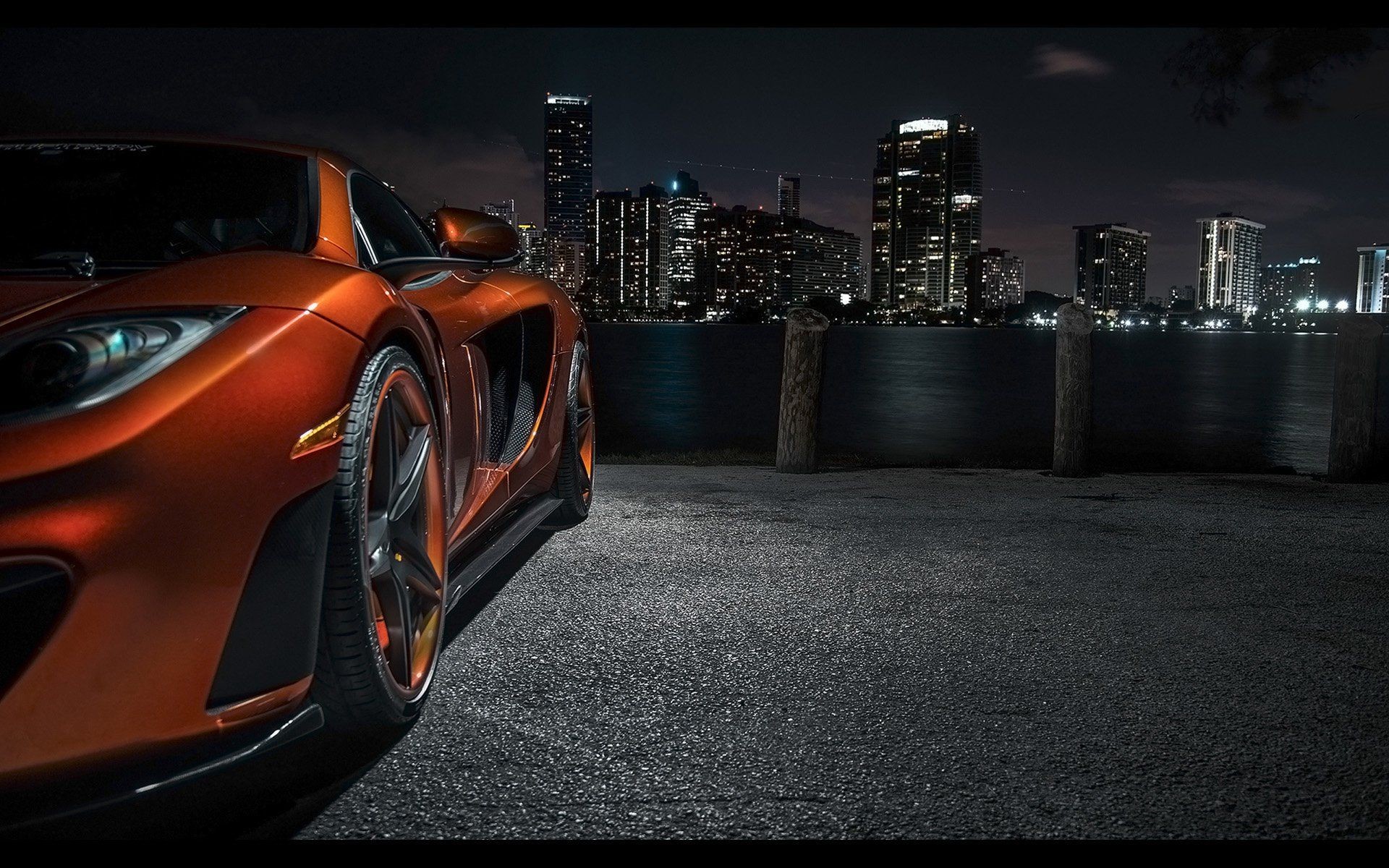 McLaren 650S, McLaren, Supercar, Skyline, Notte, Full HD, sfondo per PC e portatile
