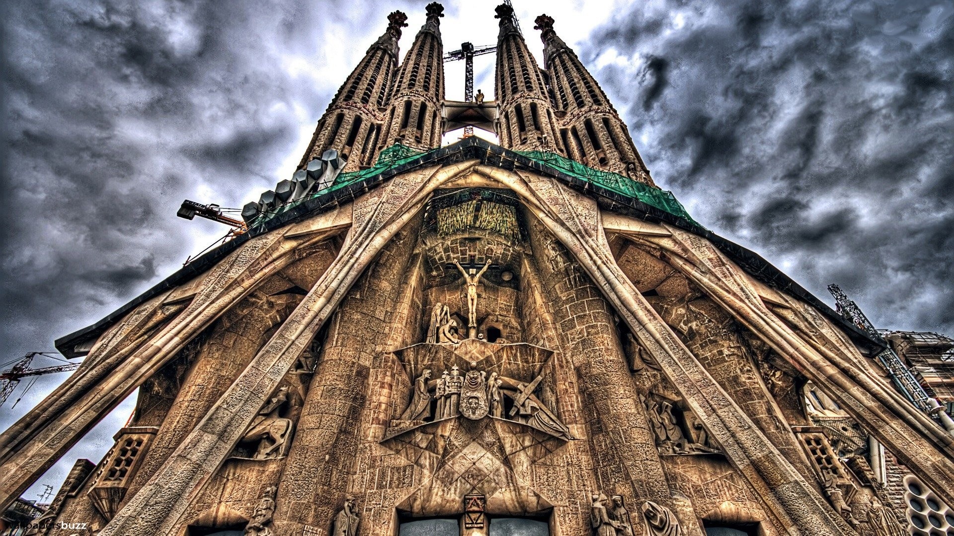 Sagrada Família, Barcellona, Antoni Gaudí, Vista dal basso, HDR, sfondo desktop 1080p