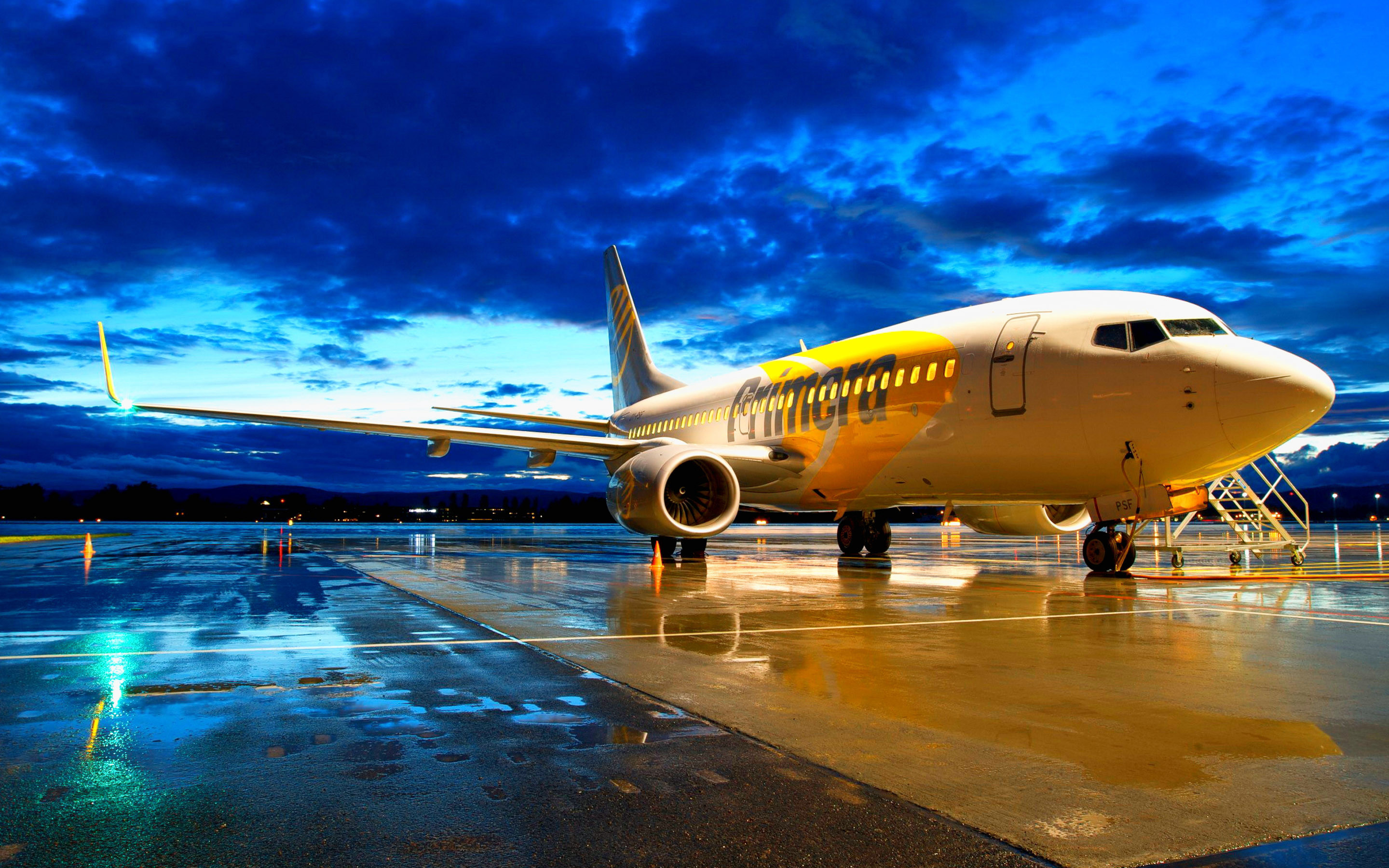 Boeing 737, Aereo di linea, Aeroporto, Riflesso, Notte, 2K, wallpaper per PC