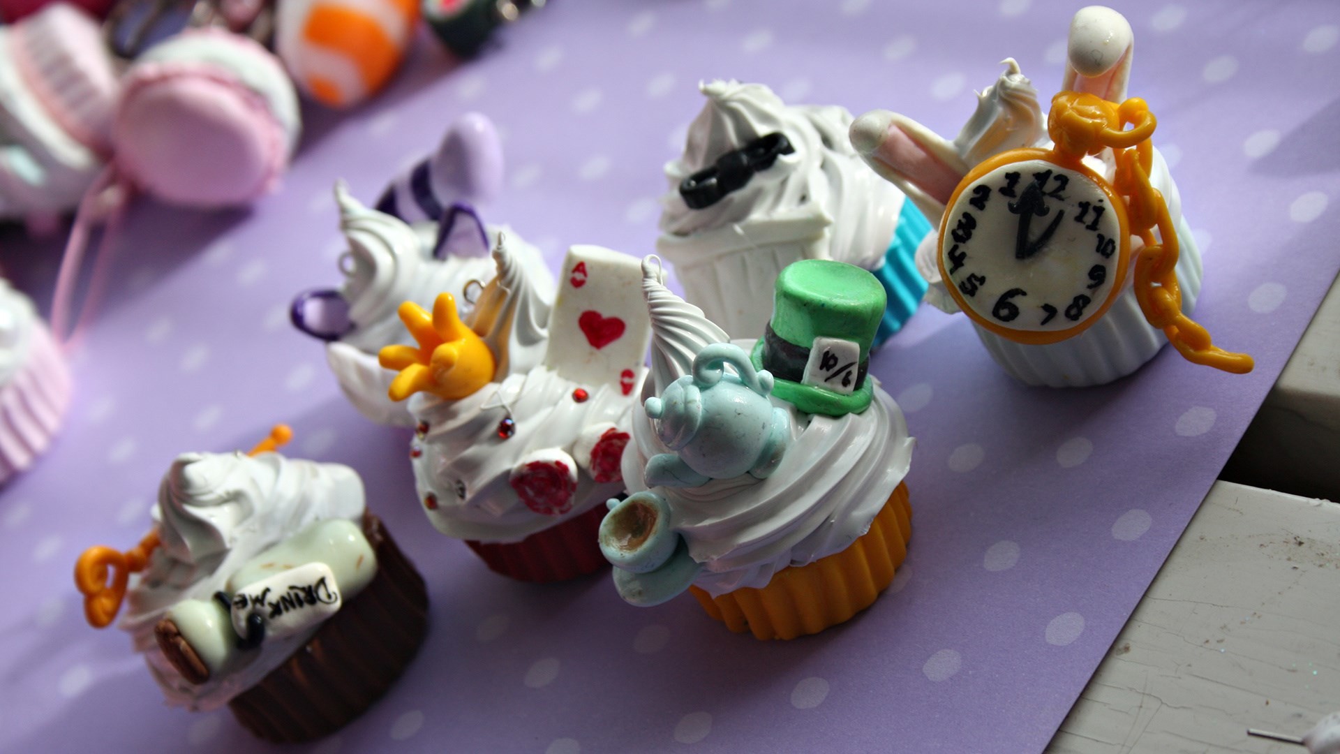 Cupcake, Alice nel Paese delle Meraviglie, Cappellaio Matto, Pasta di zucchero, immagine di sfondo