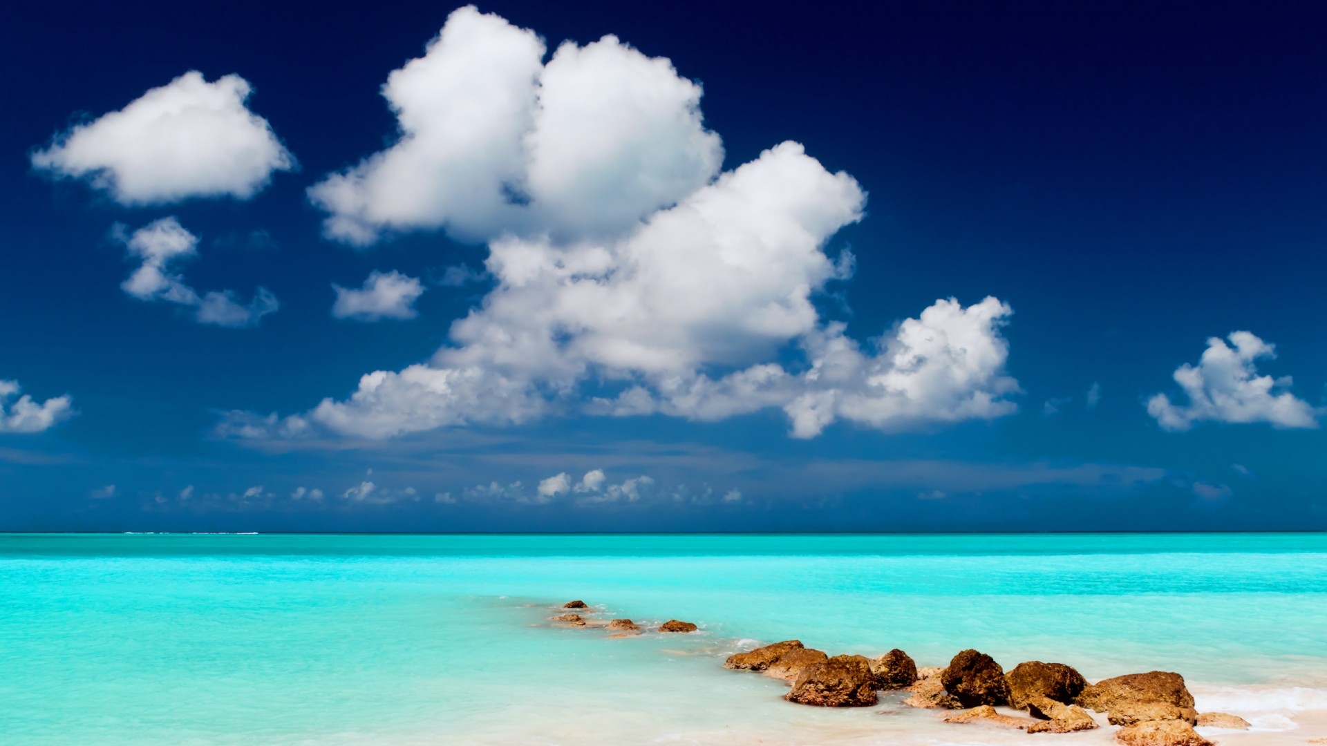 Mare tropicale, Nuvole, Scogli, Acqua turchese, Spiaggia, immagine di sfondo PC