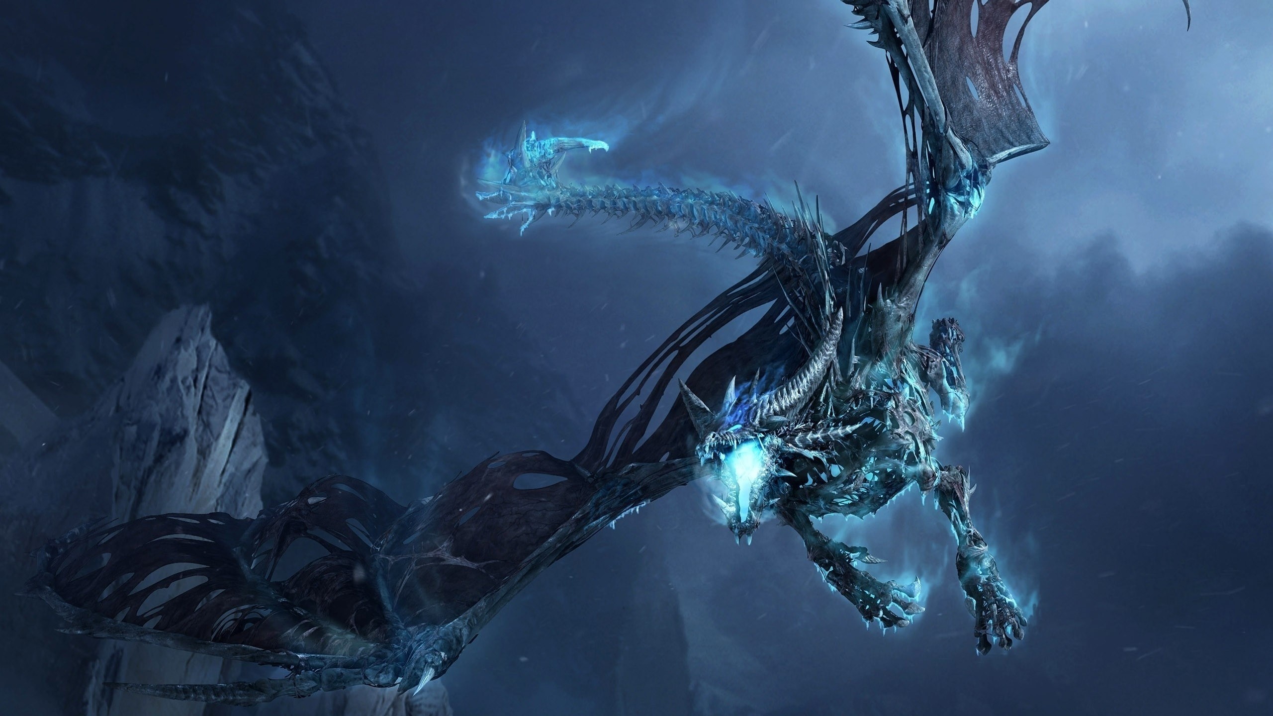Drago di ghiaccio, Montagne, Blu, Fantasy, Volo, Arte digitale, 2560x1440, immagine di sfondo