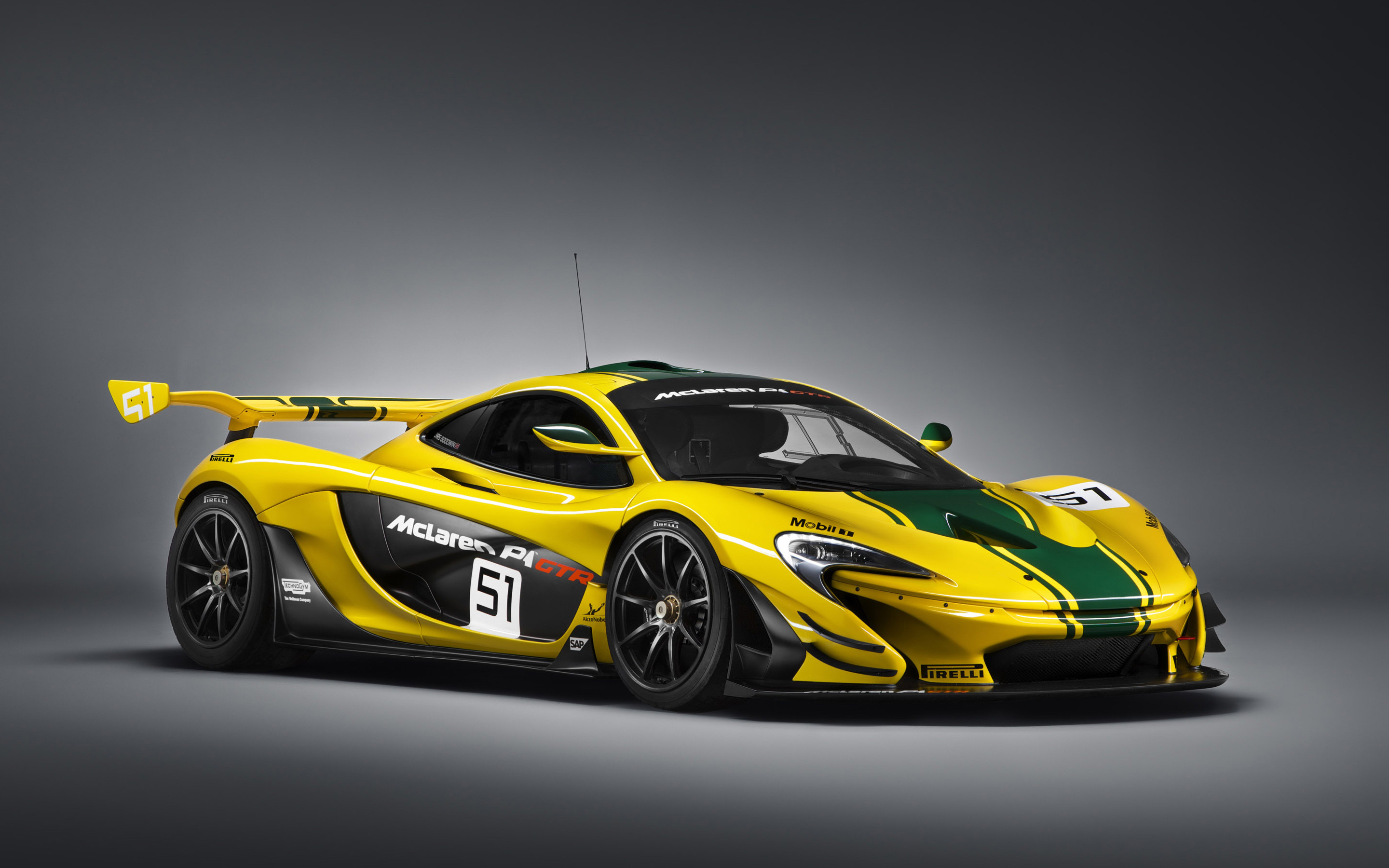 McLaren P1 GTR, Livrea gialla e verde, Auto da corsa, Studio, 2K, sfondo desktop