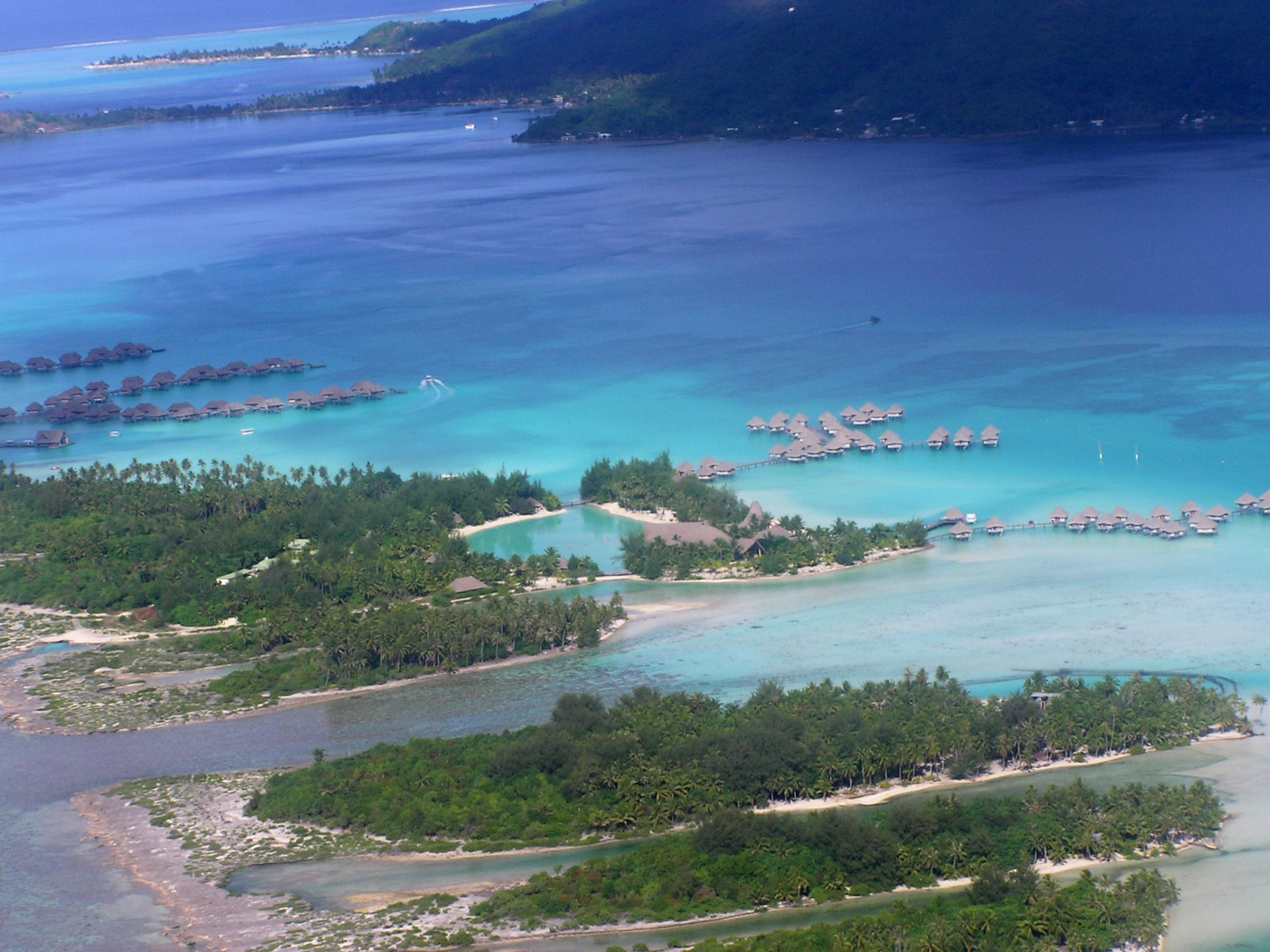 Bora Bora, Motu, Bungalow sull'acqua, Laguna, Vista aerea, 2K, schermata di blocco iPad