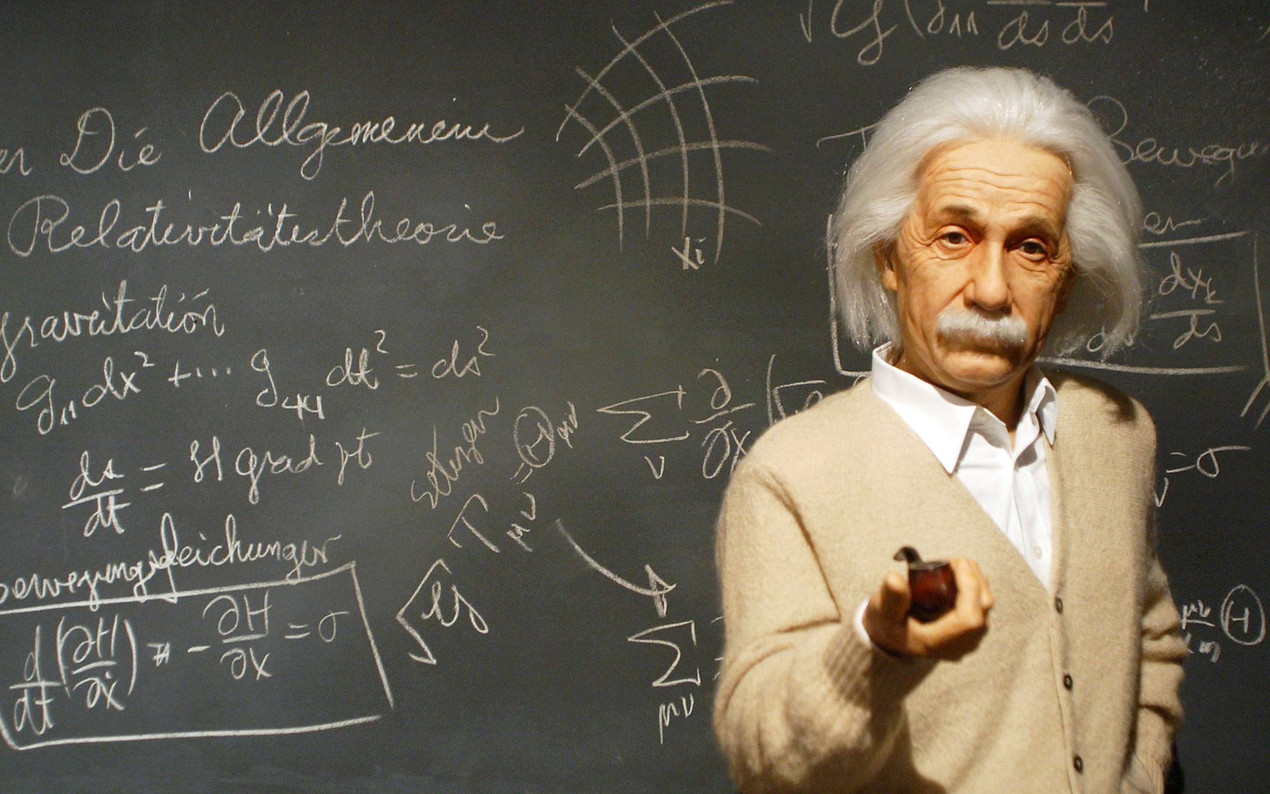 Albert Einstein, Lavagna, Formule, Relatività, 2560x1600, immagine di sfondo