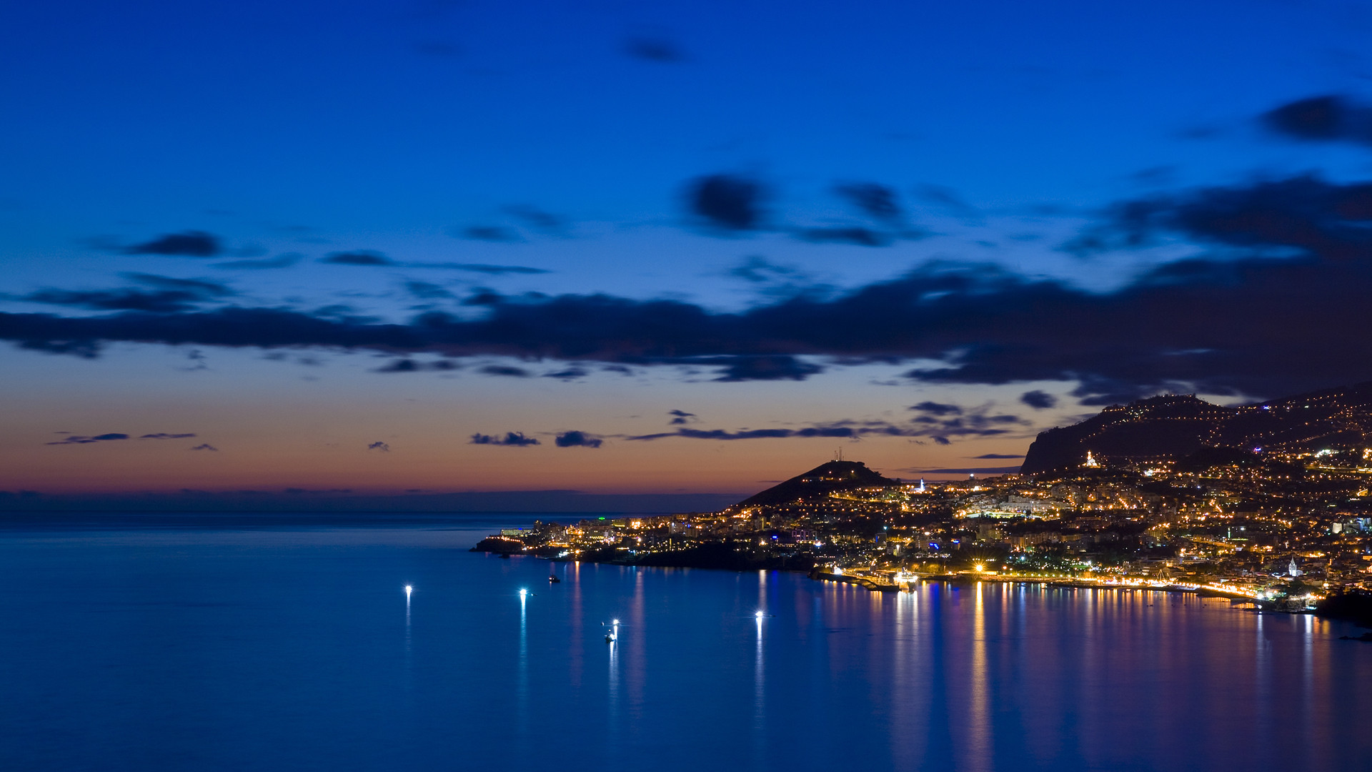 Città costiera, Notte, Luci, Mare, Ora blu, sfondo per PC