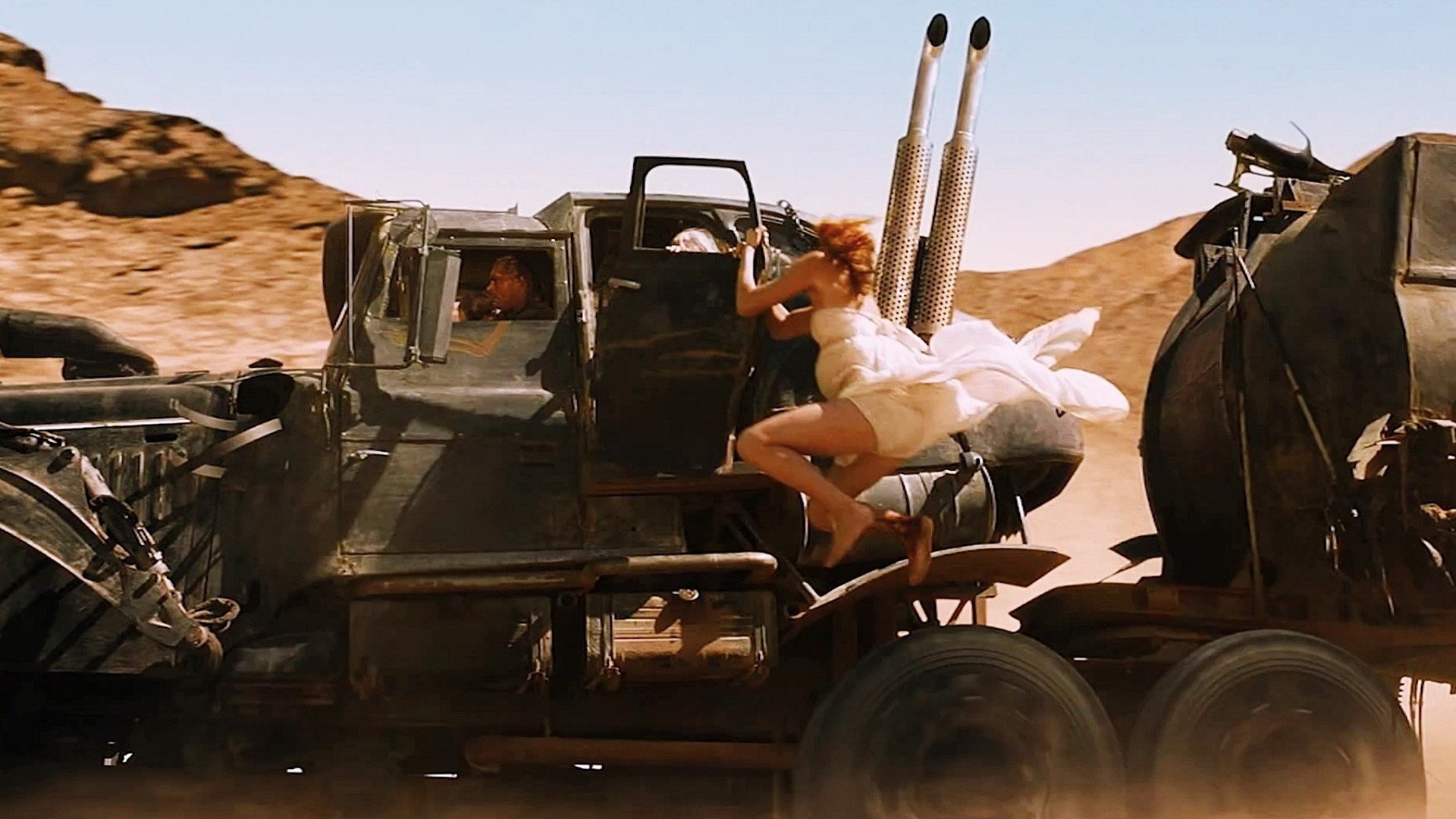 Mad Max: Fury Road, War Rig, Mogli, Deserto, Full HD, sfondo desktop