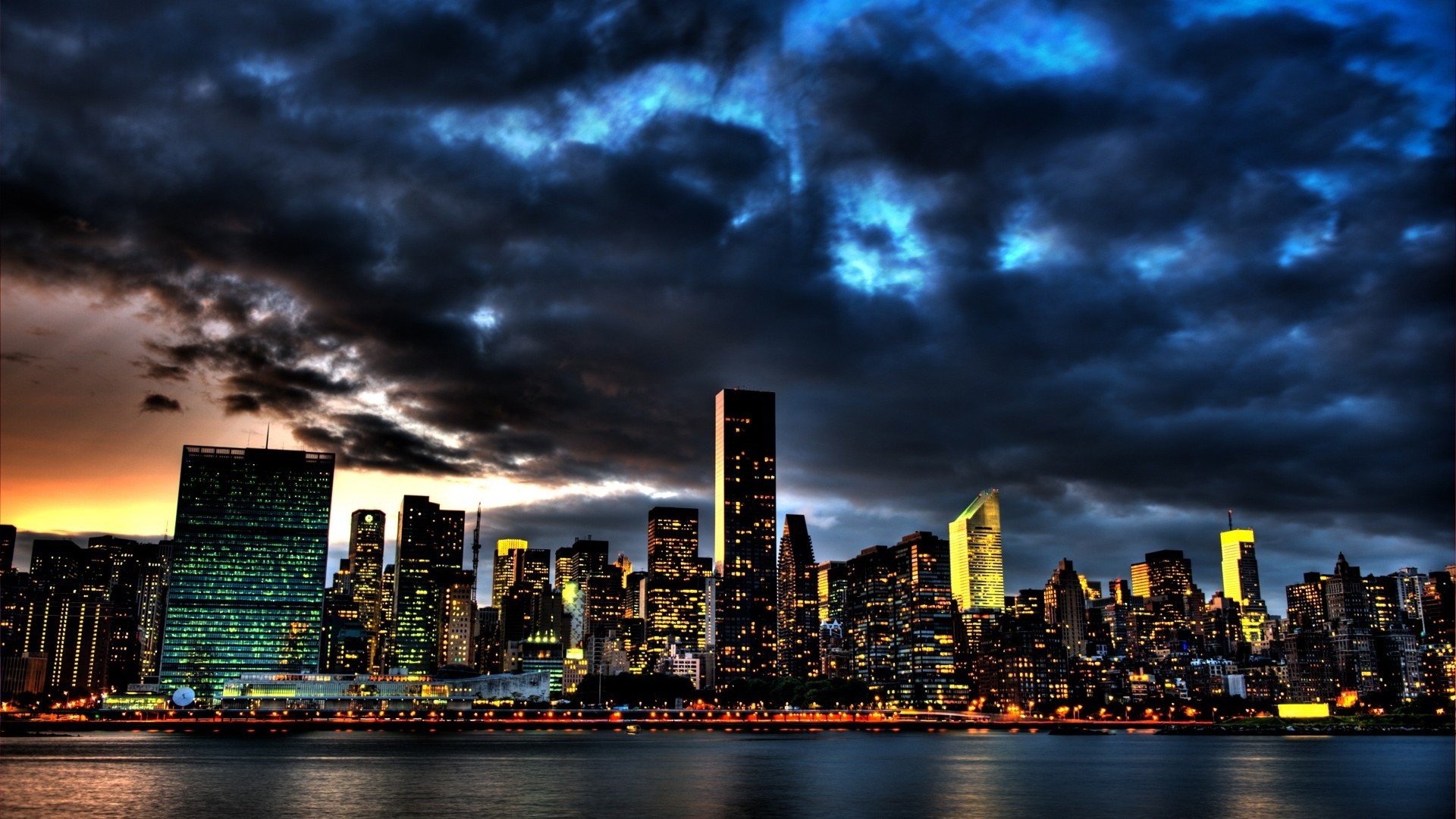 Skyline di Manhattan, Palazzo delle Nazioni Unite, East River, Nuvole tempestose, HDR, sfondo desktop