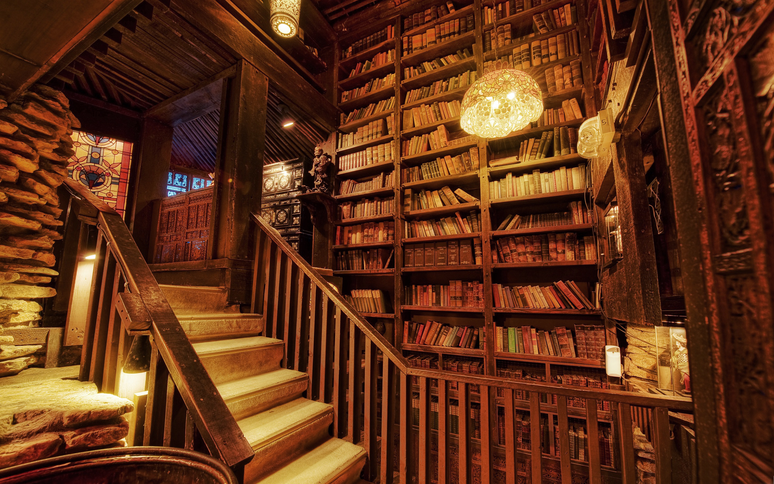 Biblioteca, Scaffali, Scala in legno, Lampadario, Full HD, sfondo per portatile