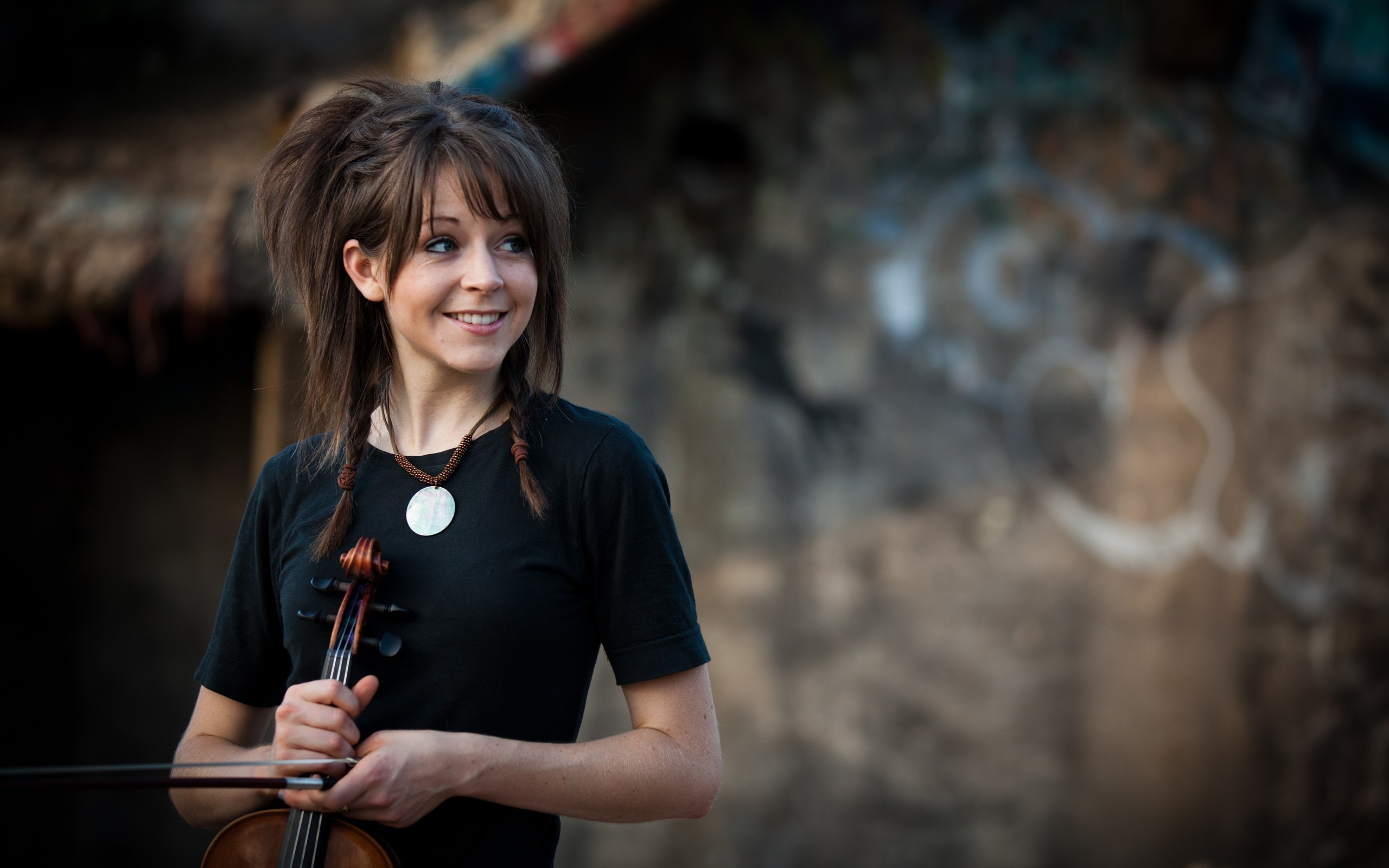 Lindsey Stirling, Violino, Sorriso, Ritratto, 2K, sfondo per portatile
