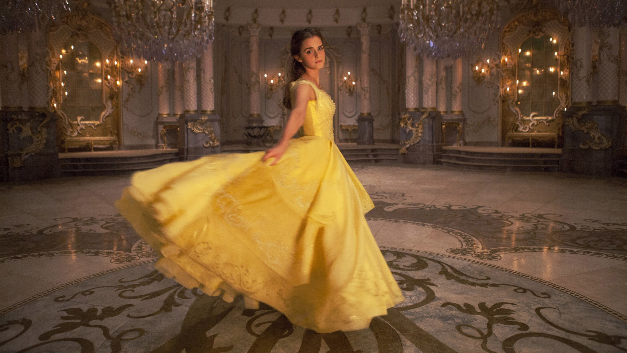 Emma Watson, Belle, La bella e la bestia, Abito giallo, Sala da ballo, sfondo desktop 2K