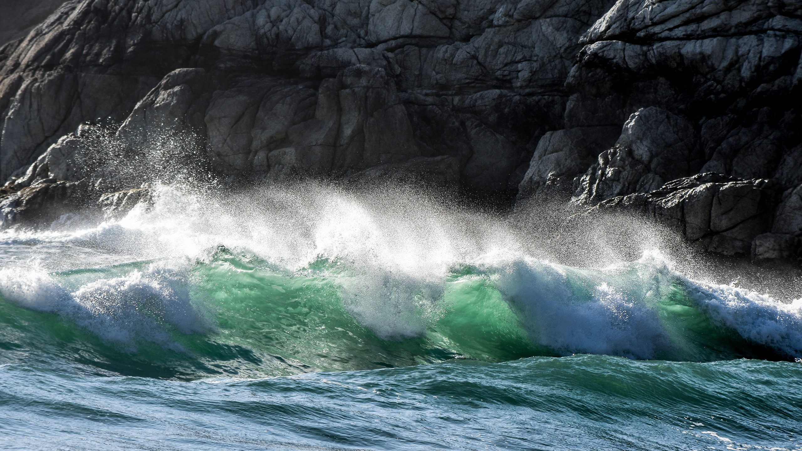 Onda, Mare, Scogliera, 2560x1440, sfondo per PC