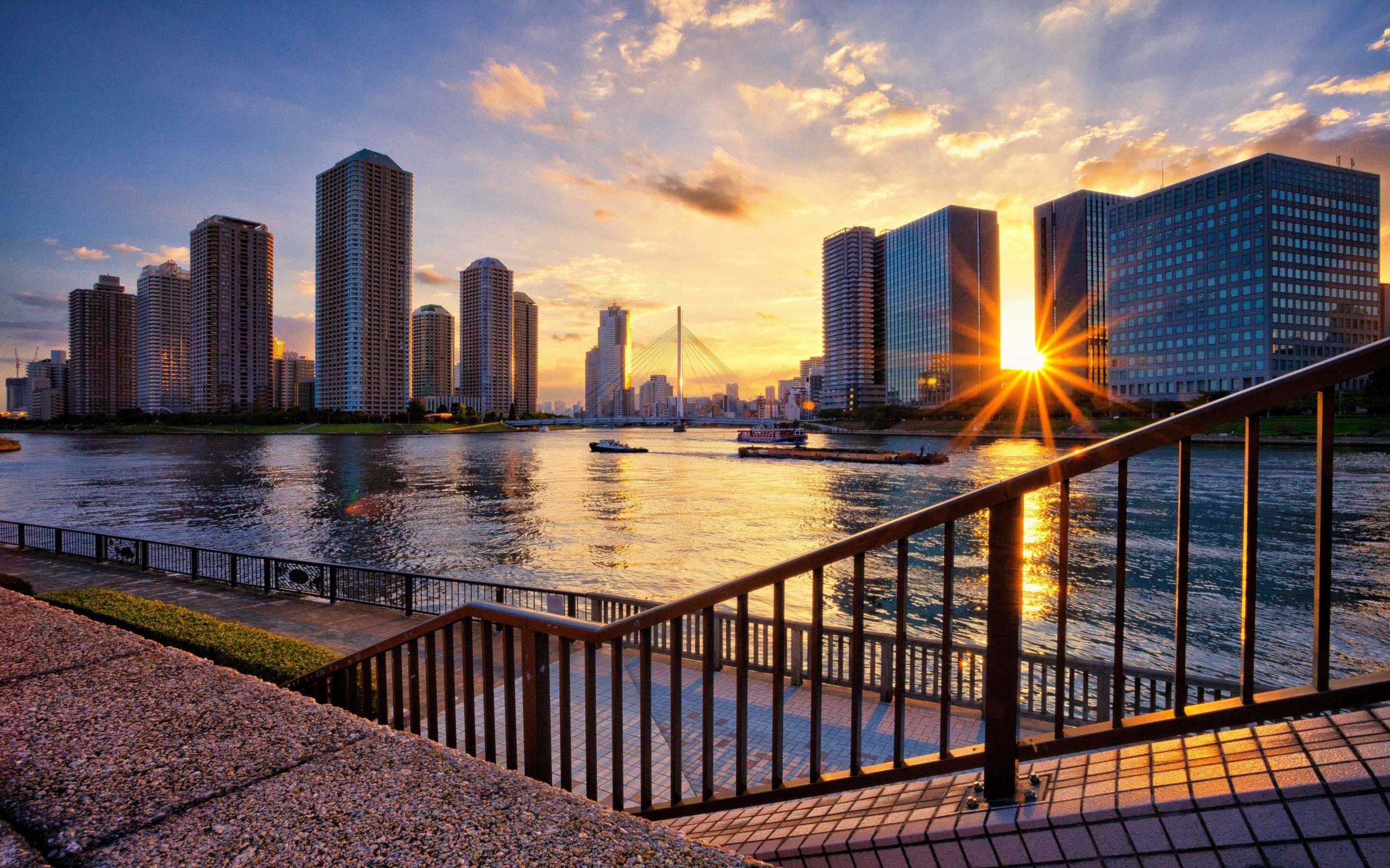 Fiume Sumida, Tokyo, Grattacieli, Tramonto, 2560x1600, sfondo MacBook Pro