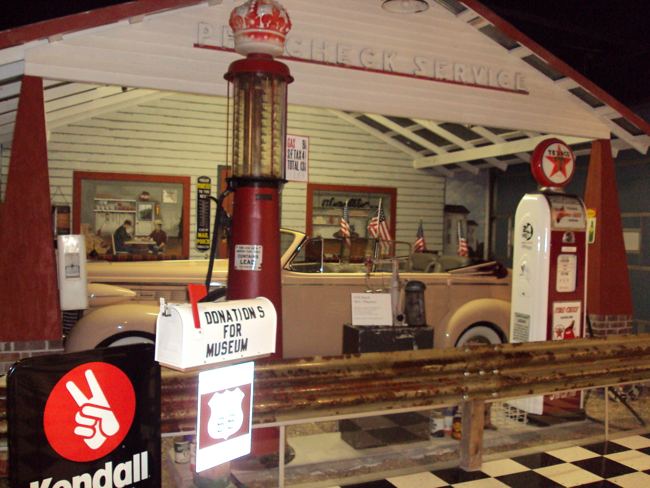 Route 66, Stazione di servizio vintage, Pompa di benzina, Texaco, Museo, sfondo iPad 2K