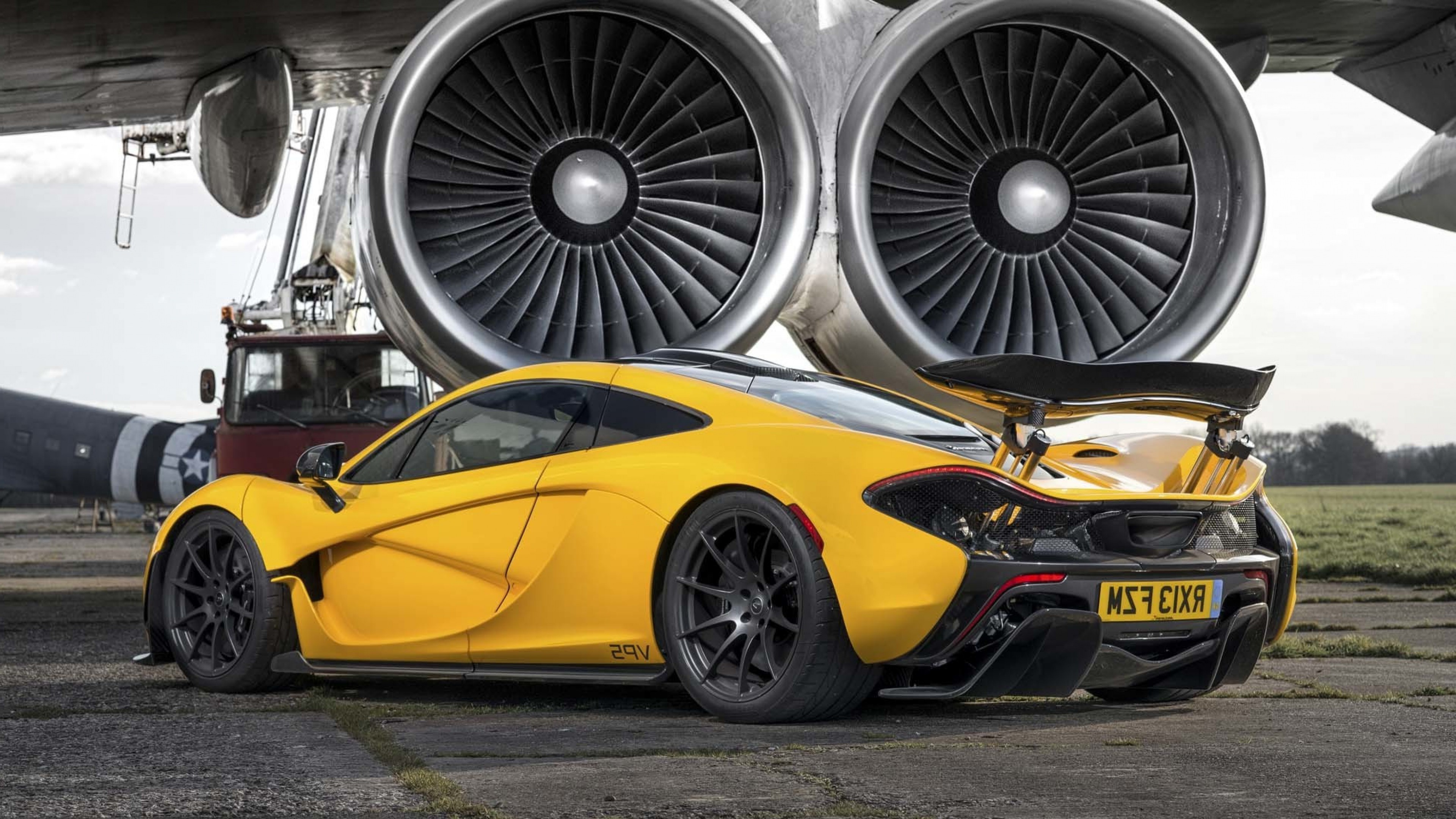 McLaren P1, Giallo, Motori a reazione, Aereo, 16:9 4K, sfondo widescreen