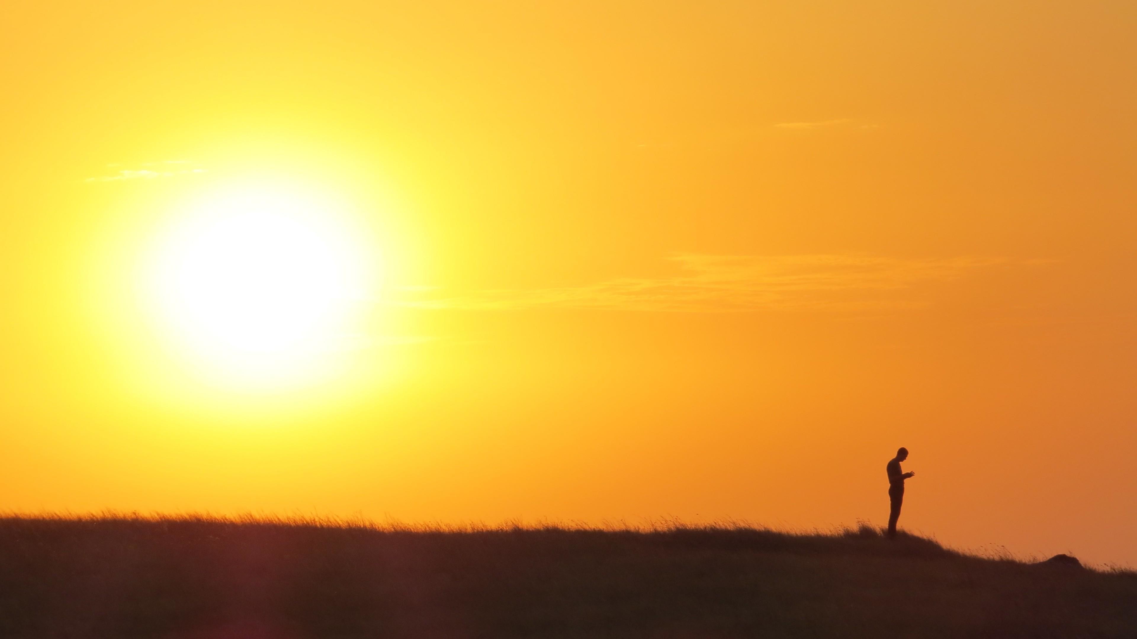 Sole, Silhouette, Cielo arancione, Collina, 4K, sfondo per PC