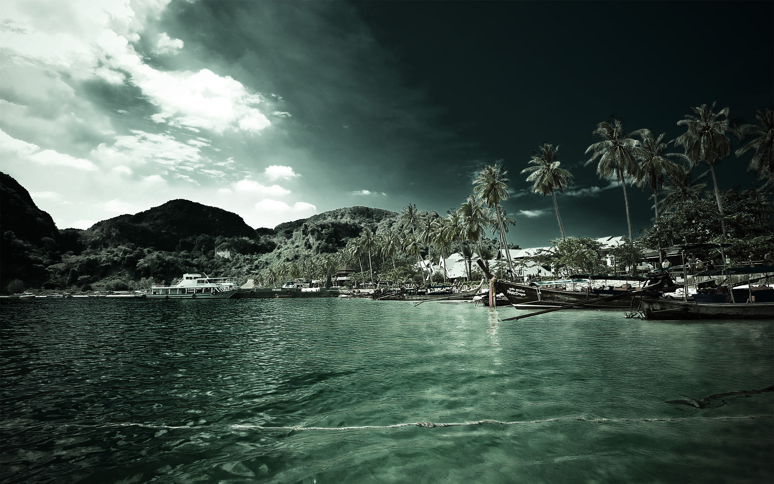 Baia tropicale, Palme, Montagne, Cielo nuvoloso, Mare, 2K, sfondo per desktop