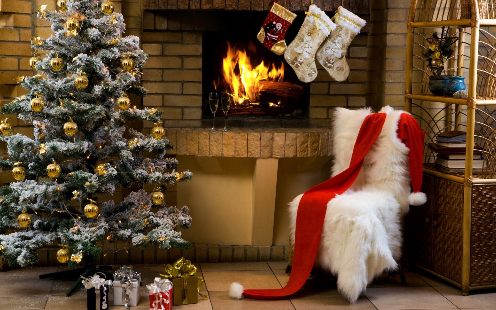 Albero di Natale, Camino, Calze, Poltrona, Regali, 1920x1200, sfondo MacBook Pro