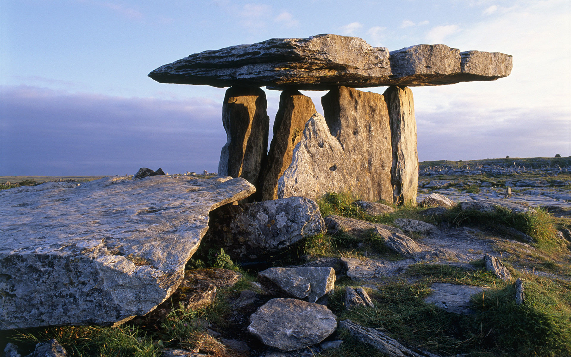 Dolmen di Poulnabrone, Burren, Contea di Clare, Irlanda, Megalite, wallpaper per portatile