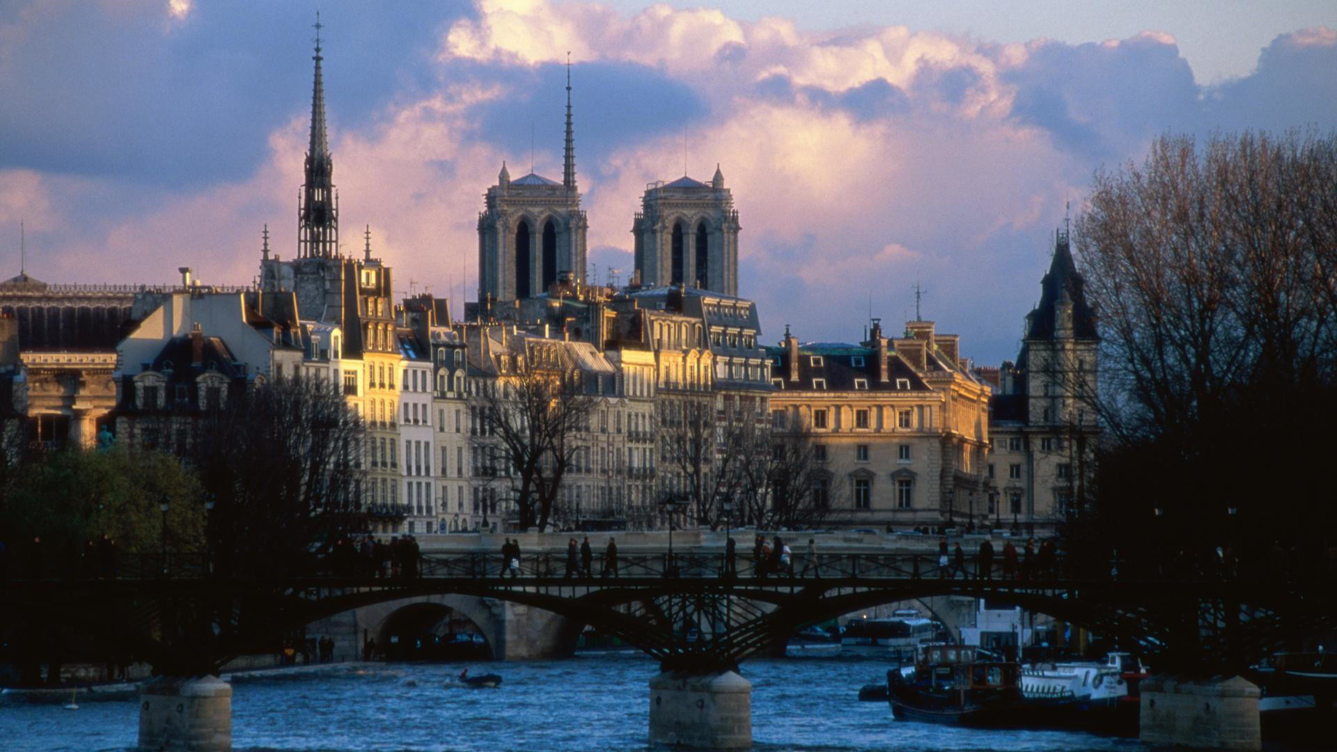 Cattedrale di Notre-Dame, Pont des Arts, Senna, Parigi, Nuvole, 1920x1080, sfondo per PC