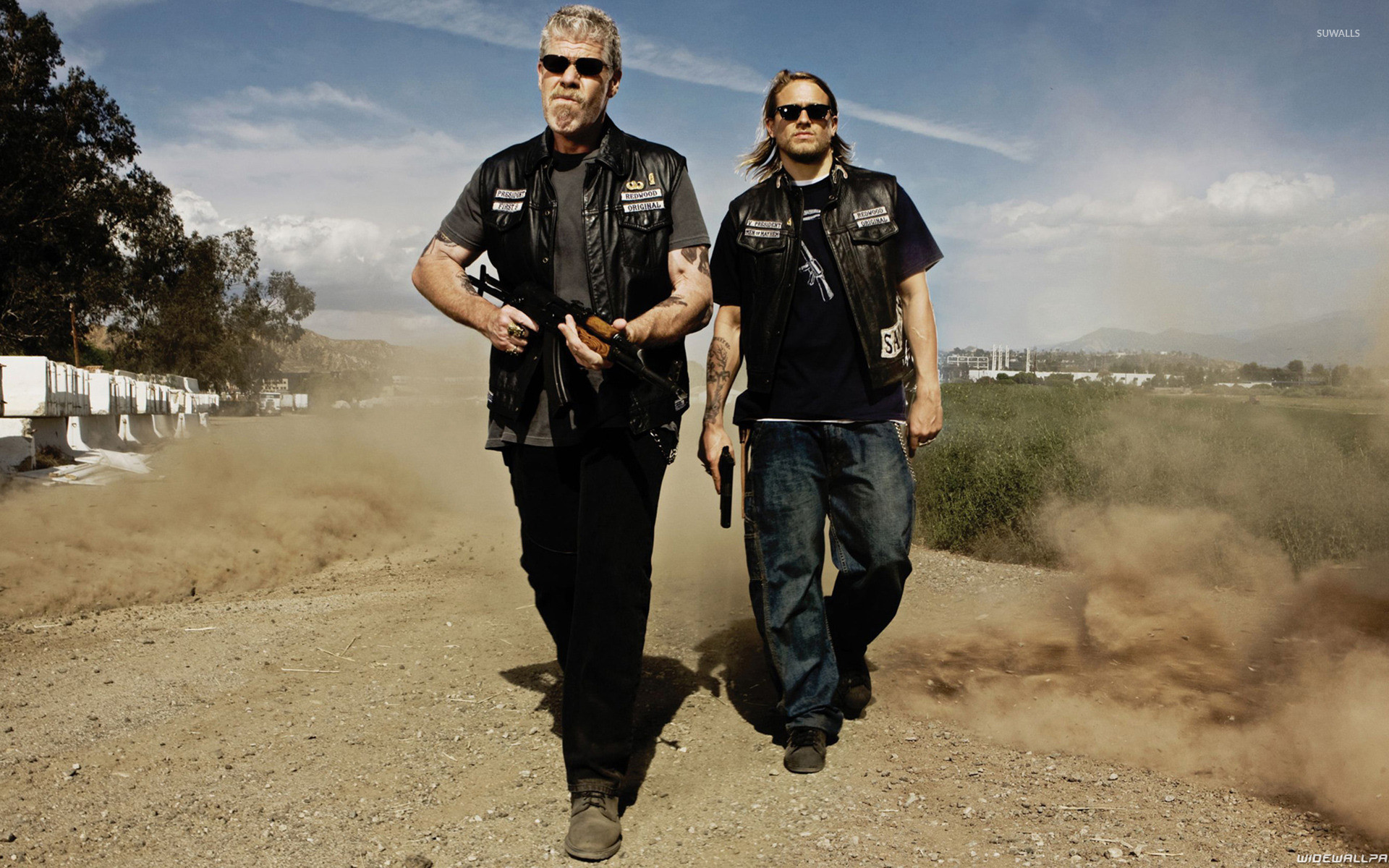 Ron Perlman, Charlie Hunnam, Clay Morrow, Jax Teller, Sons of Anarchy, sfondo 16:10 Full HD
