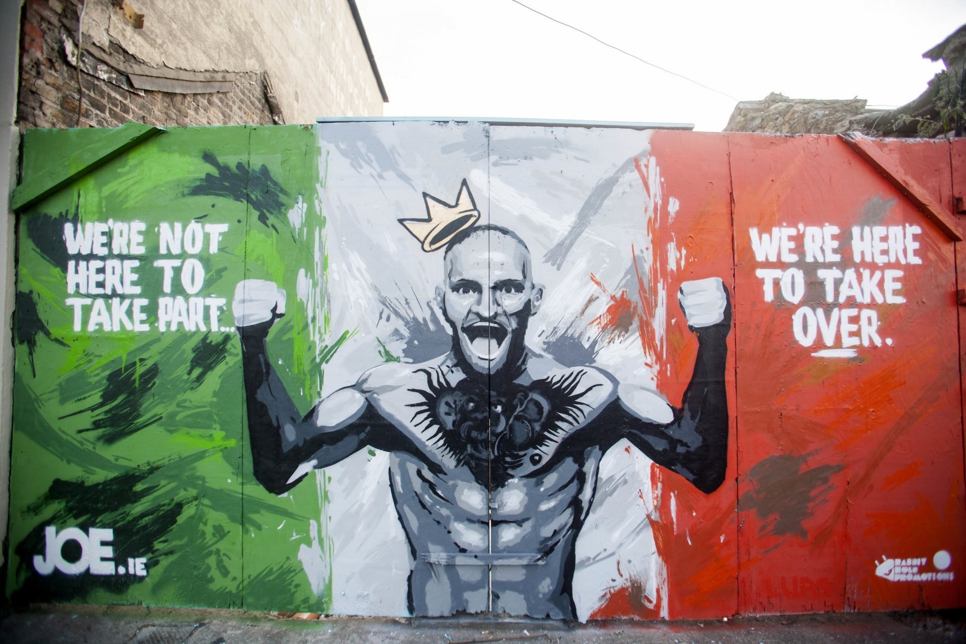 Conor McGregor, Murale, Bandiera irlandese, Citazione, Street art, wallpaper Windows 11