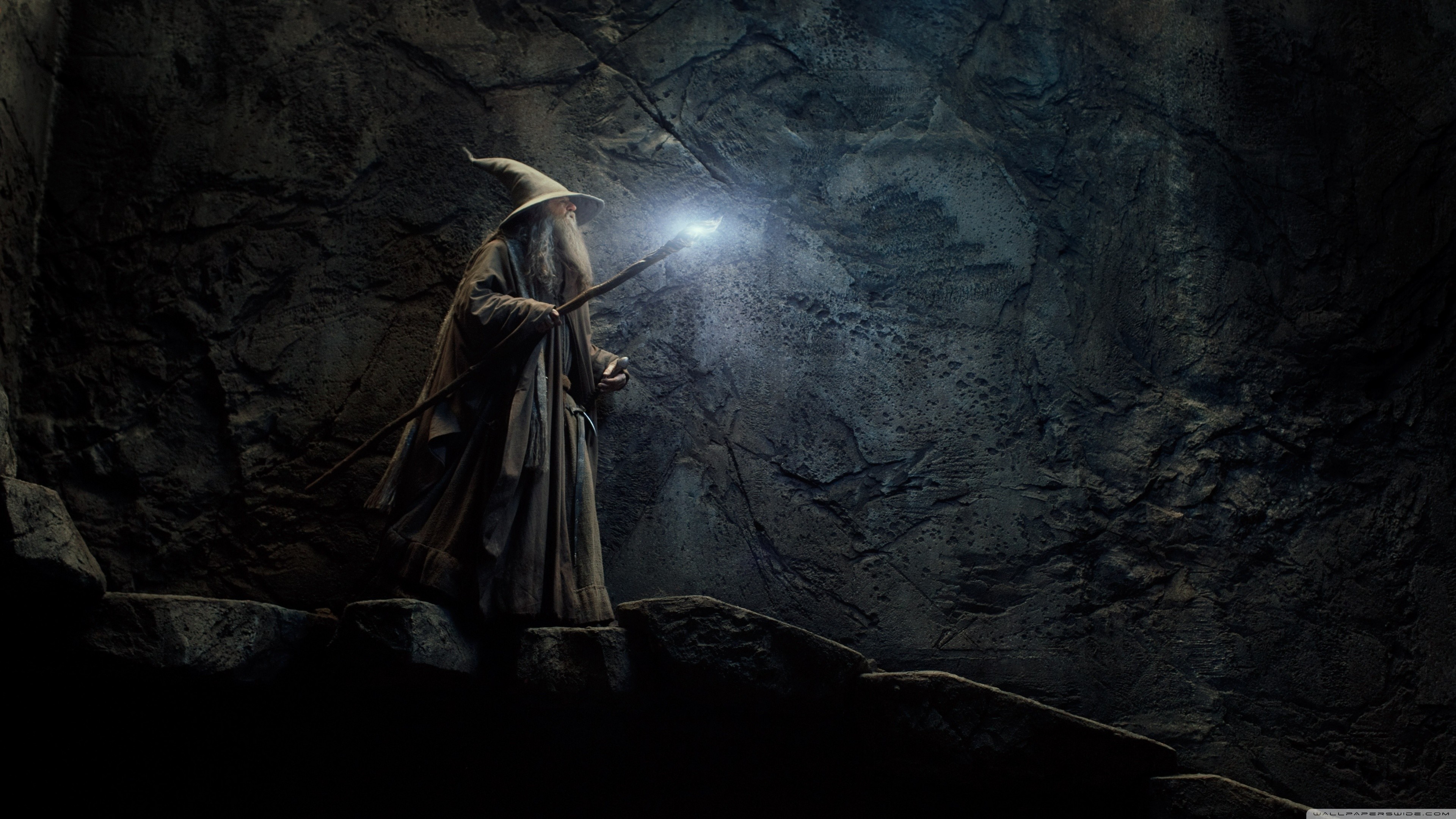 Gandalf, Lo Hobbit, Grotta, Luce del bastone, 4K, sfondo per PC e portatile