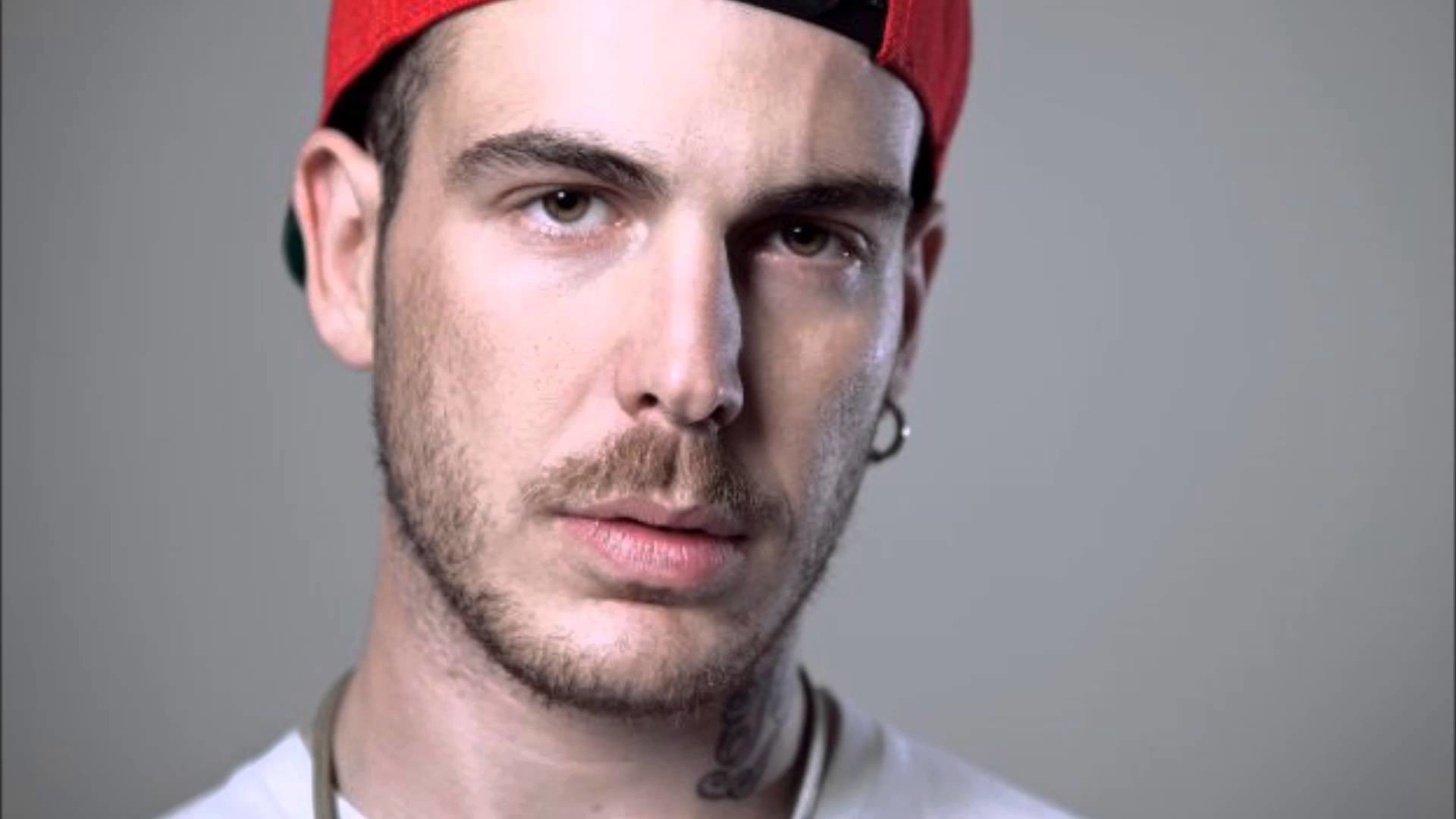 Gemitaiz, Ritratto, Cappellino rosso, Primo piano, 16:9 Full HD, wallpaper widescreen