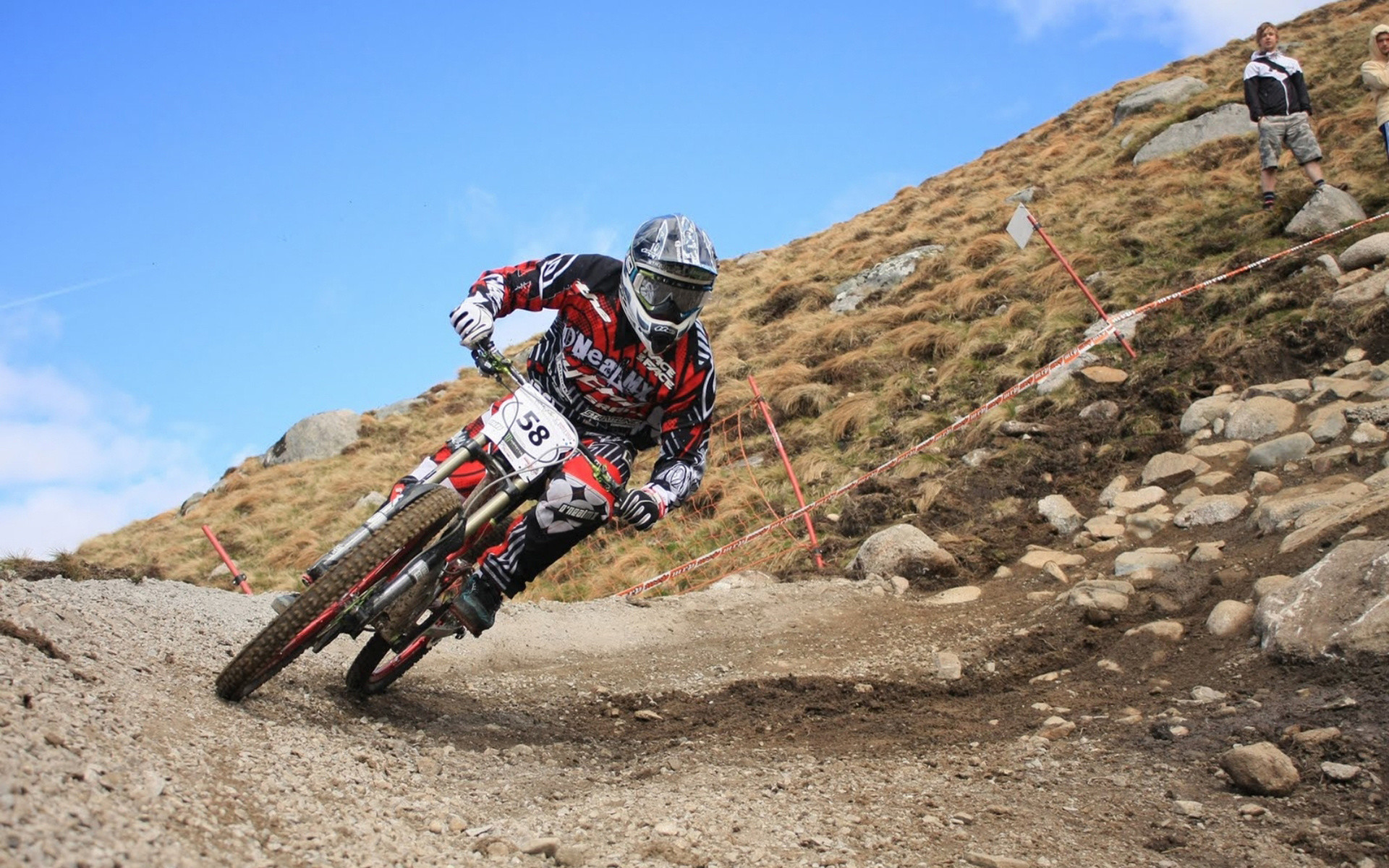 Mountain bike, Gara di discesa, Curva, Pendio roccioso, 1920x1200, sfondo MacBook Pro