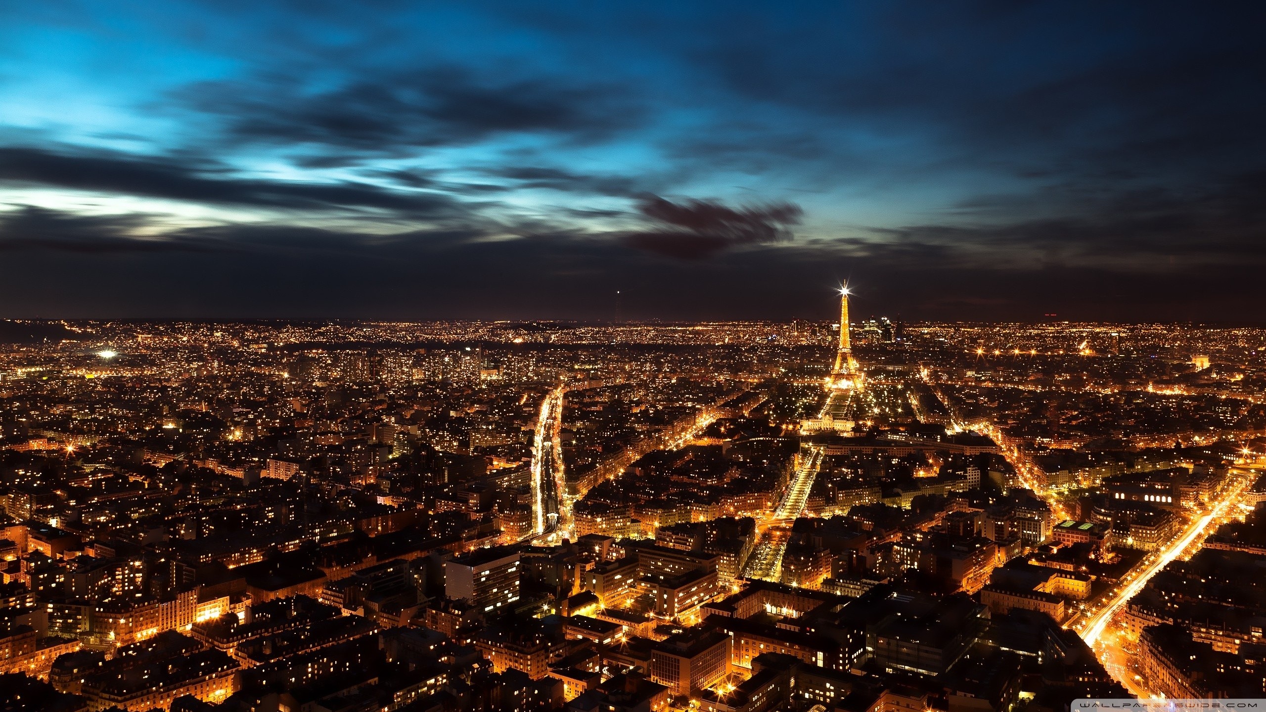Parigi, Torre Eiffel, Luci della città, Notte, Vista aerea, 2K, sfondo Windows 11