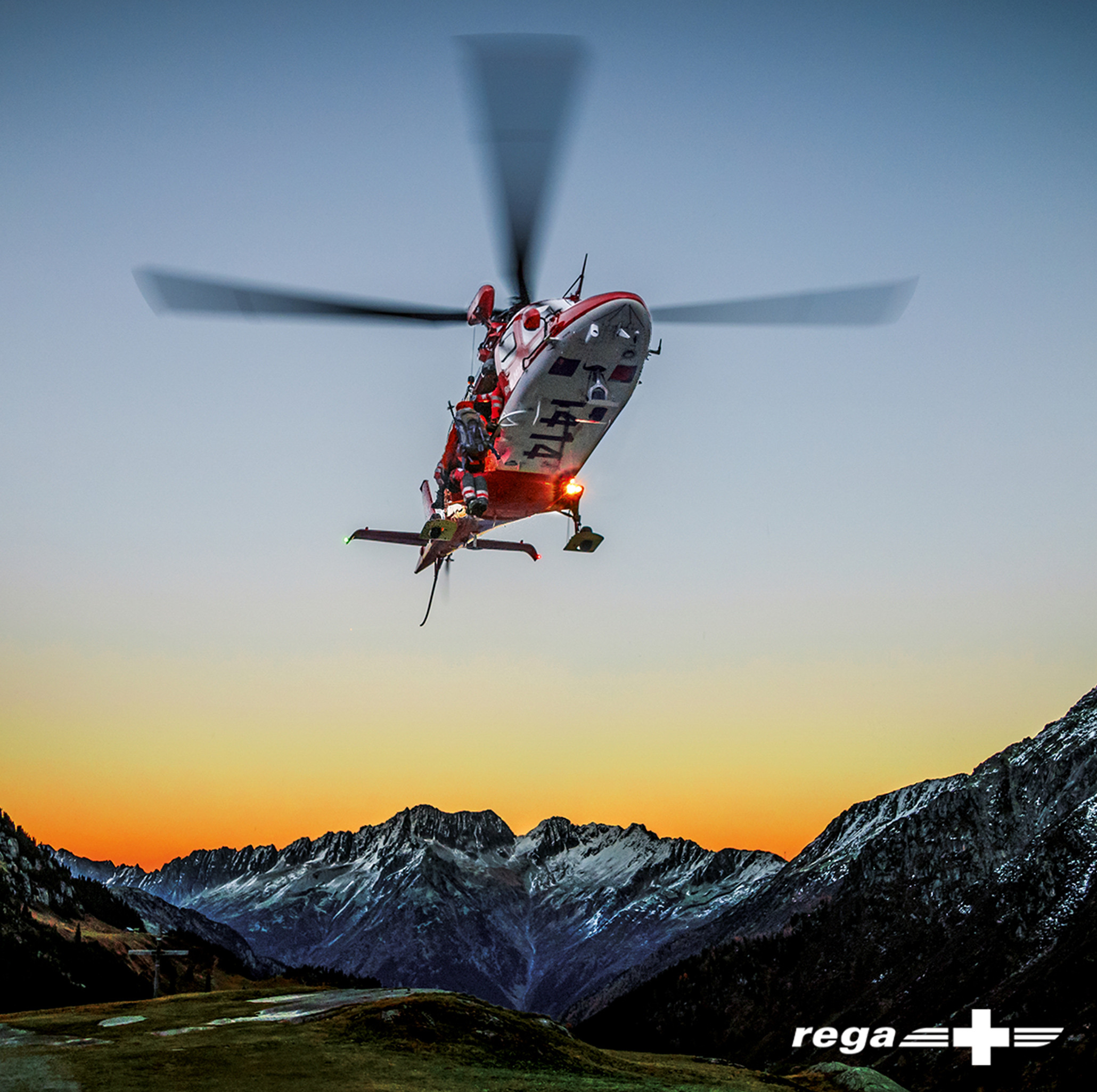 Rega, Elicottero di soccorso, Montagne, Tramonto, sfondo per iPad e tablet