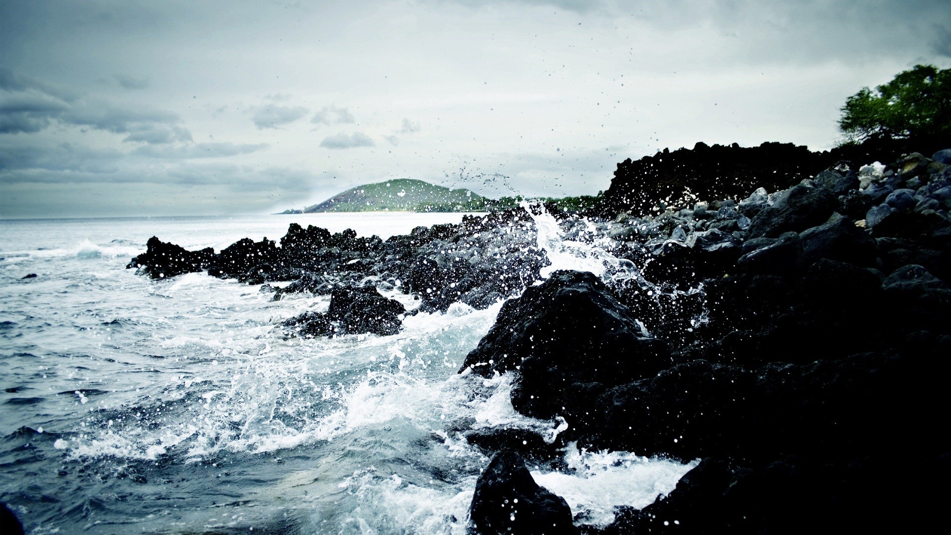 Costa rocciosa, Onde, Mare, Cielo nuvoloso, Full HD, sfondo desktop