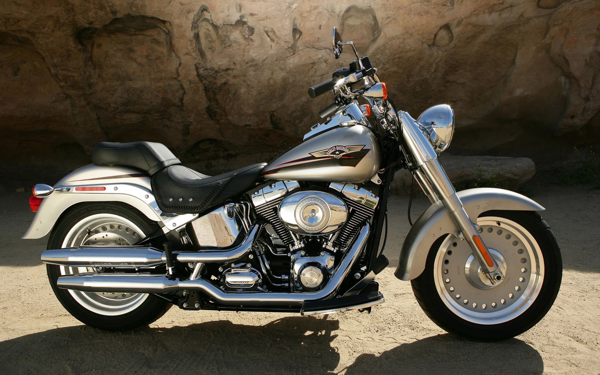 Harley-Davidson Fat Boy, Harley-Davidson, Argento, Roccia, Cromature, sfondo desktop 1920x1200
