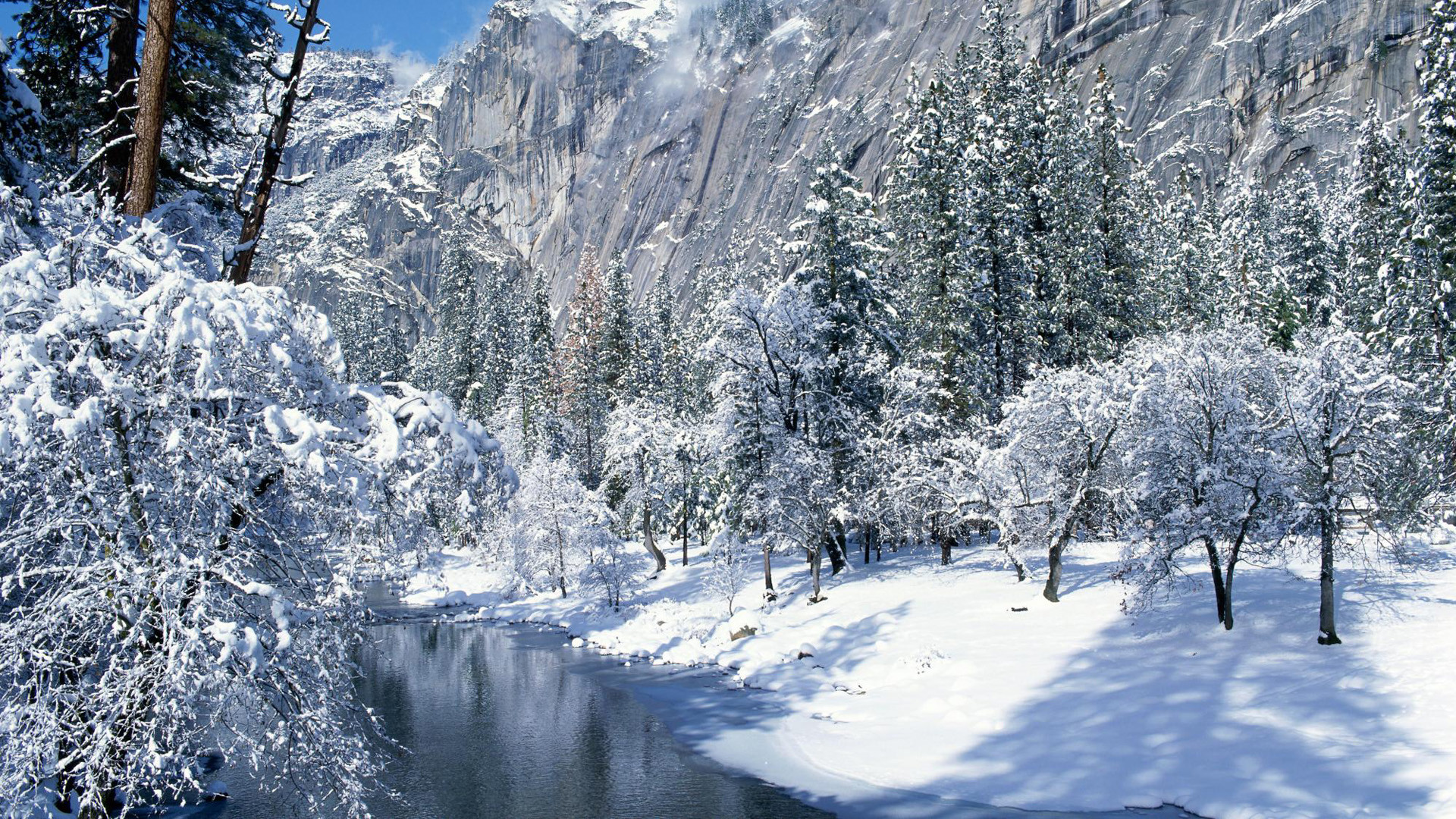 Fiume, Bosco innevato, Montagne, Abeti, Full HD, sfondo per portatile