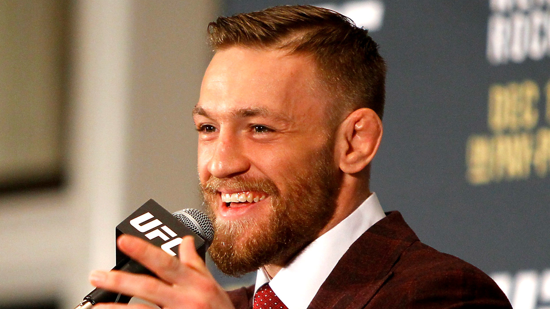 Conor McGregor, Conferenza stampa, Sorriso, Microfono, 1920x1080, sfondo per PC