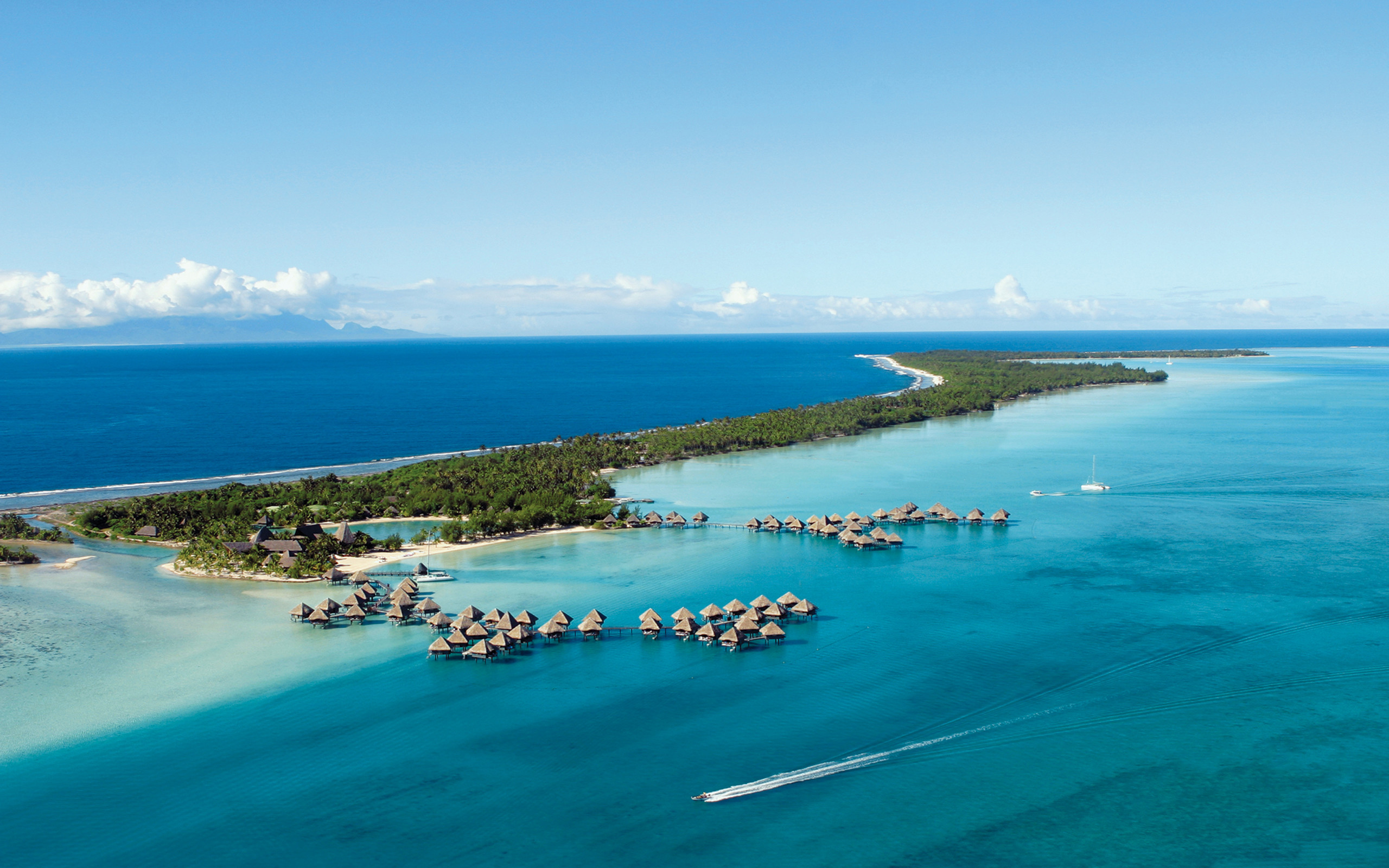 Bora Bora, Motu, Bungalow sull'acqua, Vista aerea, 2K 1600p, sfondo desktop
